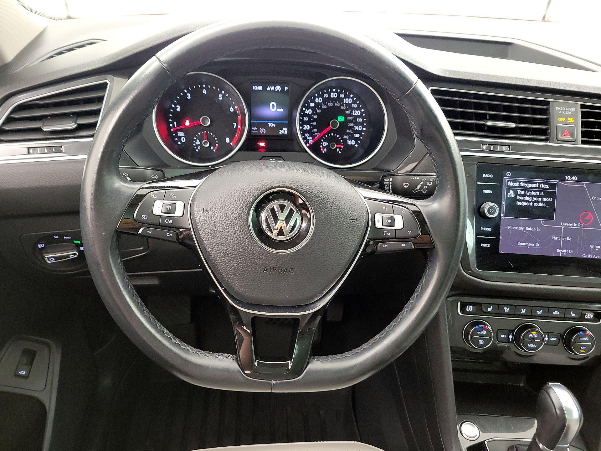 Thumbnail: 2018 Volkswagen Tiguan - 10