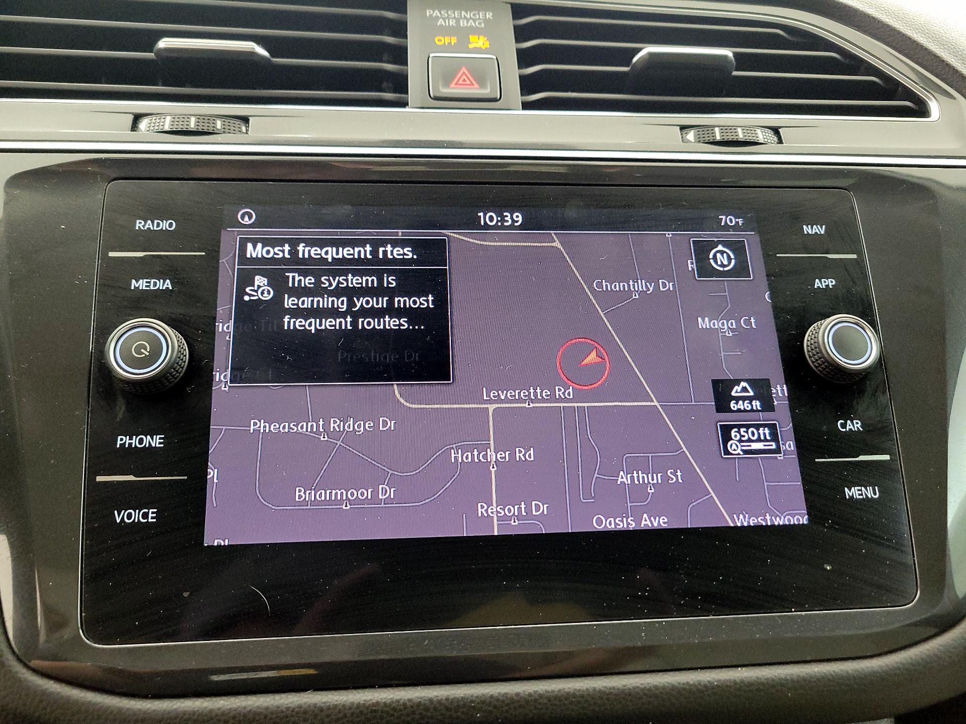 Thumbnail: 2018 Volkswagen Tiguan - 14