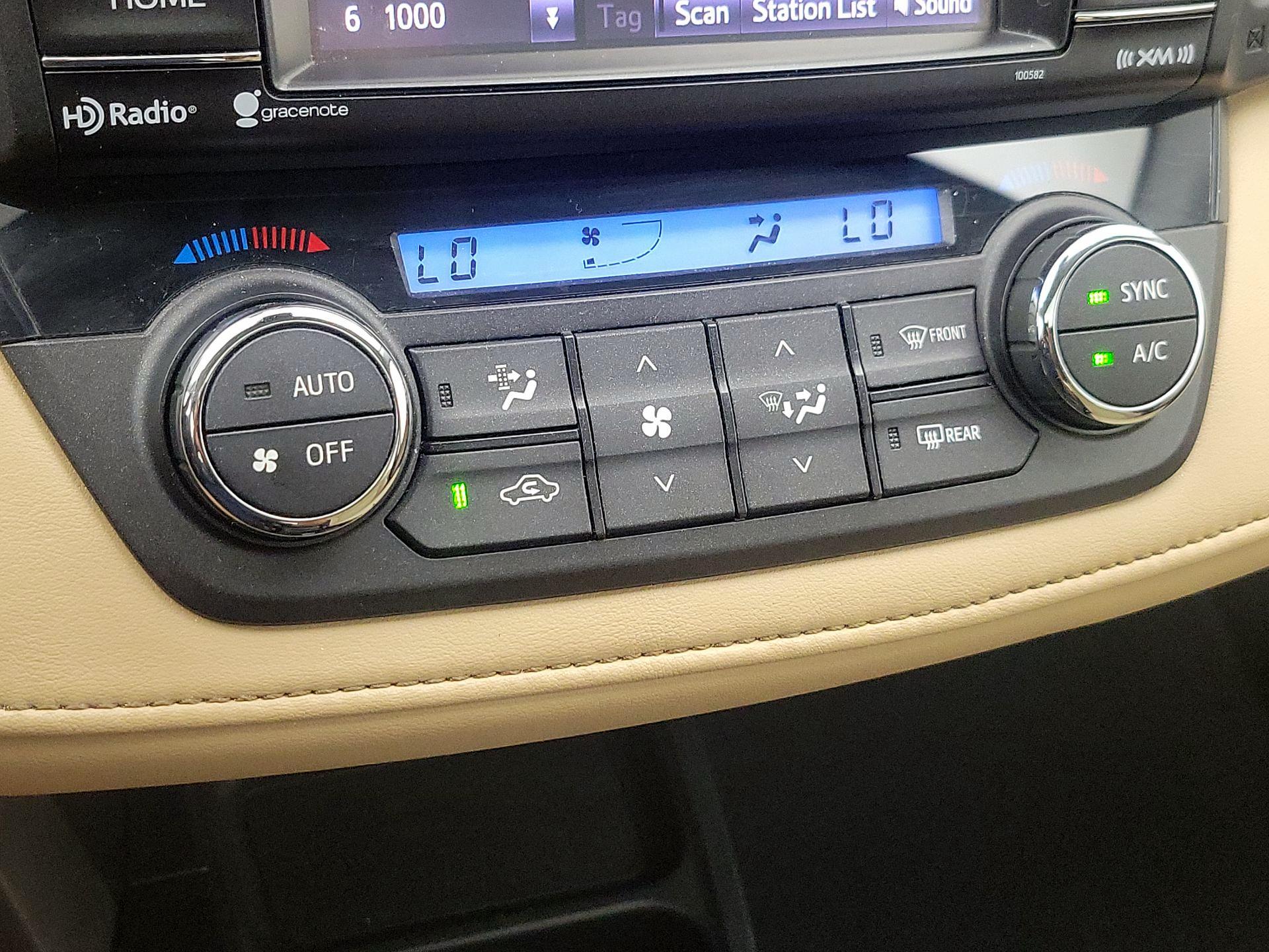 Thumbnail: 2017 Toyota RAV4 - 15