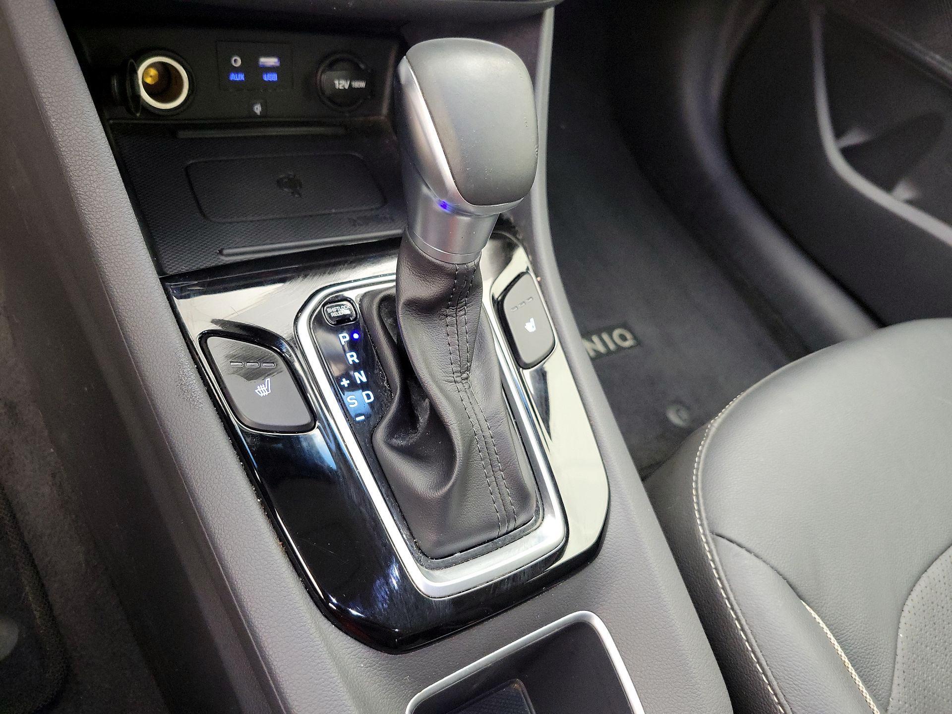 Thumbnail: 2019 Hyundai Ioniq - 18