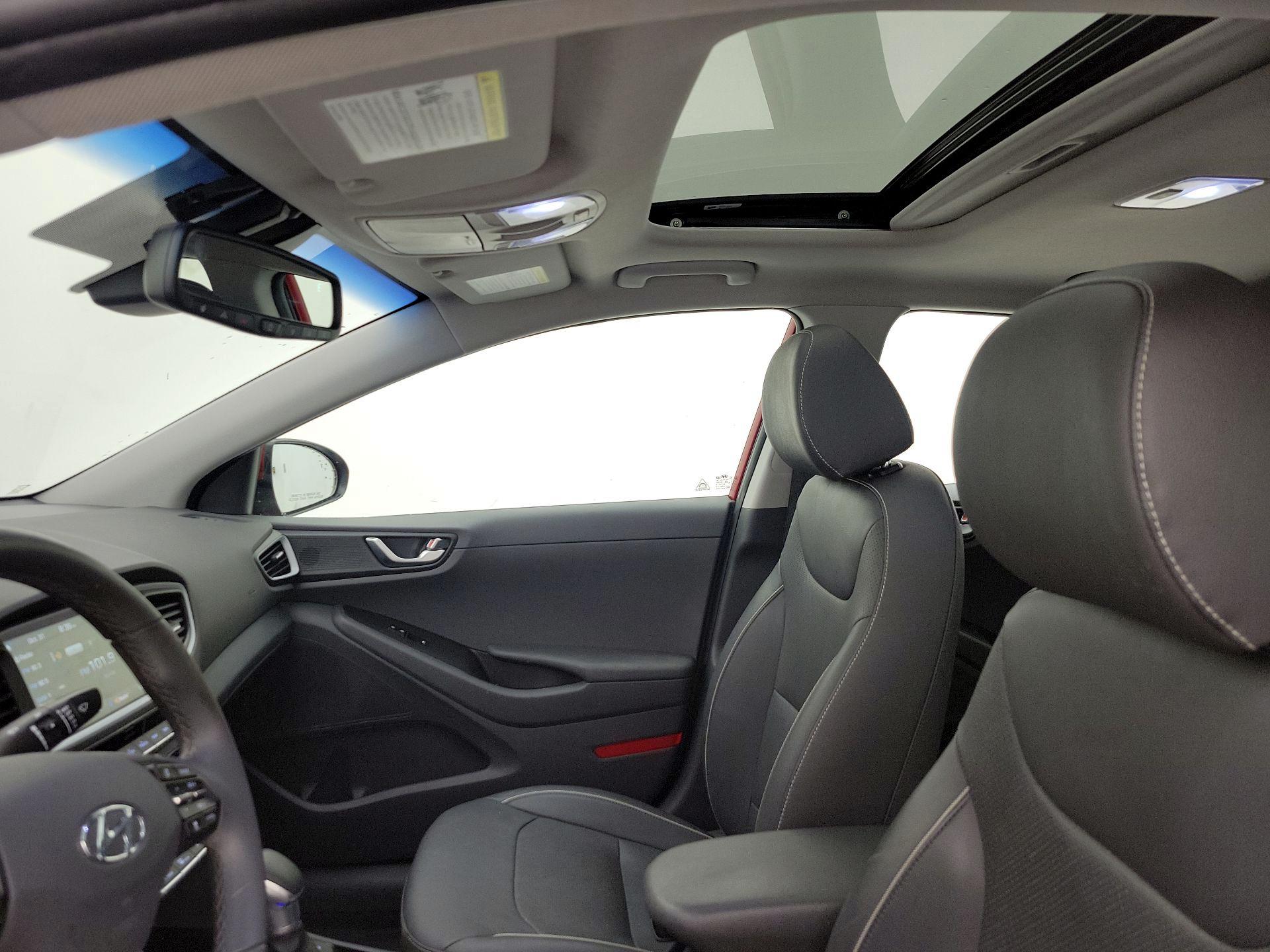 Thumbnail: 2019 Hyundai Ioniq - 20