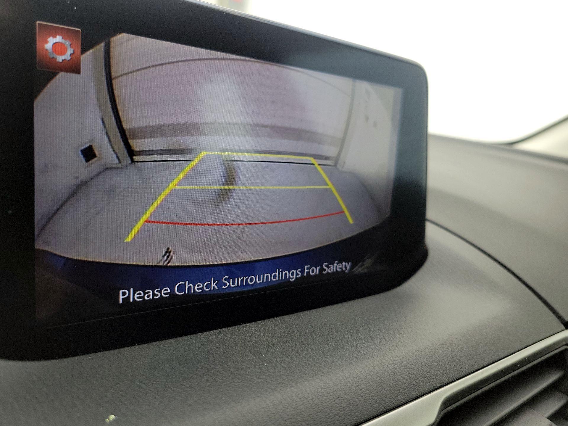 Thumbnail: 2017 Mazda Mazda3 - 14