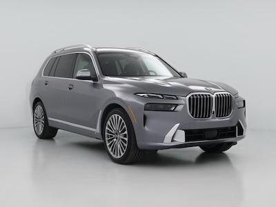 Gray 2025 BMW X7 xDrive40i