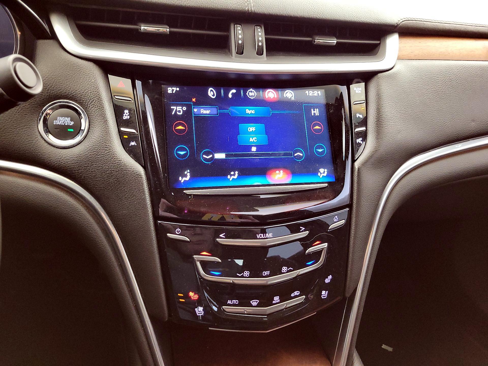 Thumbnail: 2016 Cadillac XTS - 17