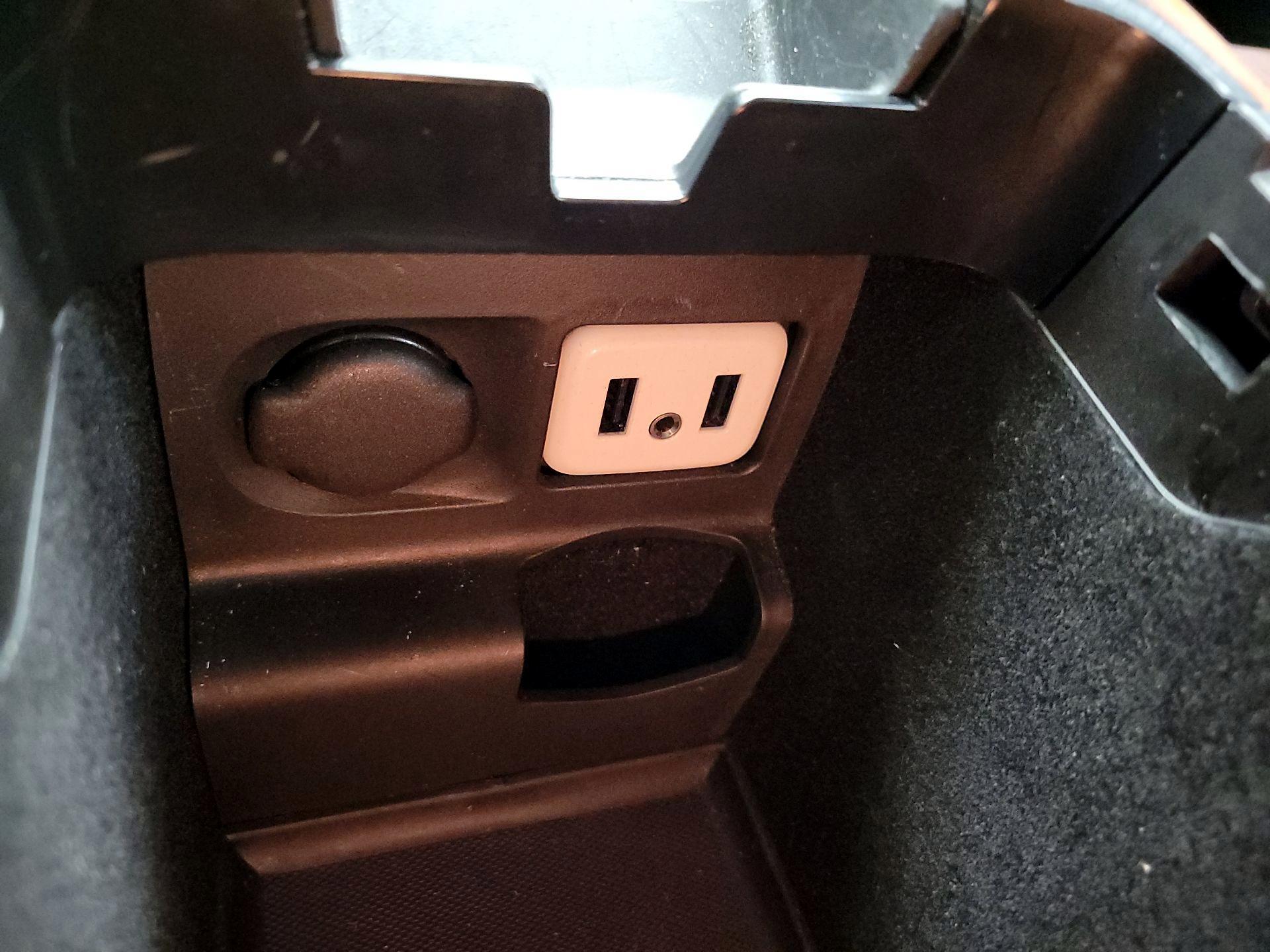 Thumbnail: 2016 Cadillac XTS - 19