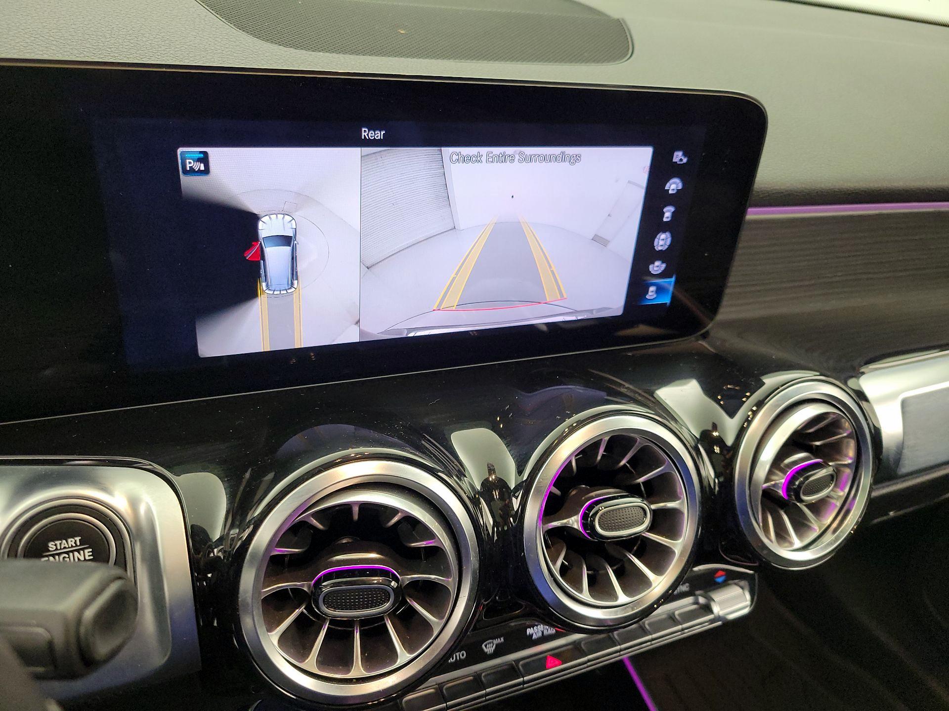 Thumbnail: 2022 Mercedes-Benz GLB - 14