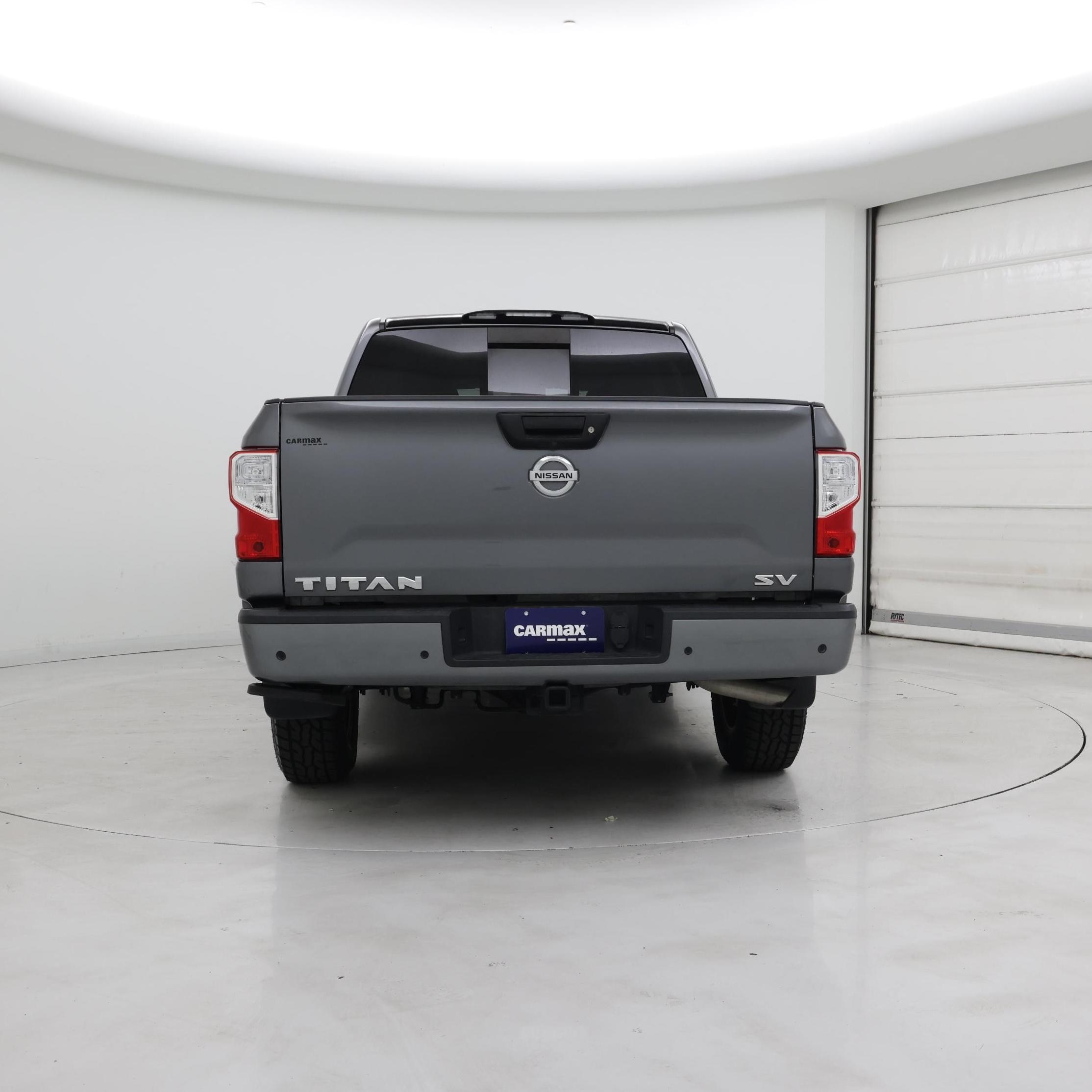 Thumbnail: 2020 Nissan Titan - 6