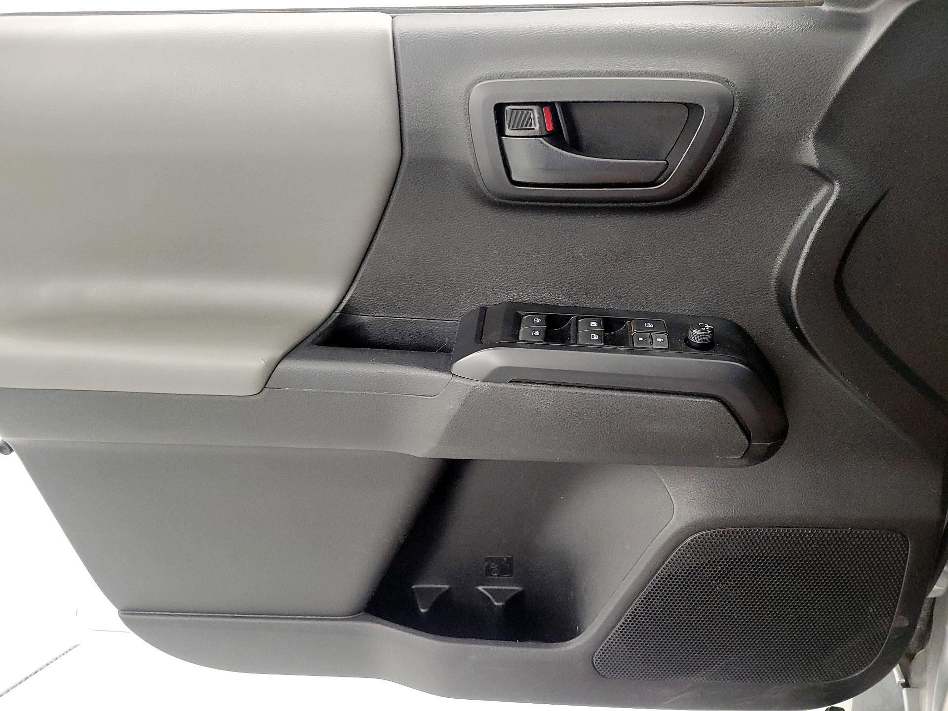 Thumbnail: 2023 Toyota Tacoma - 12