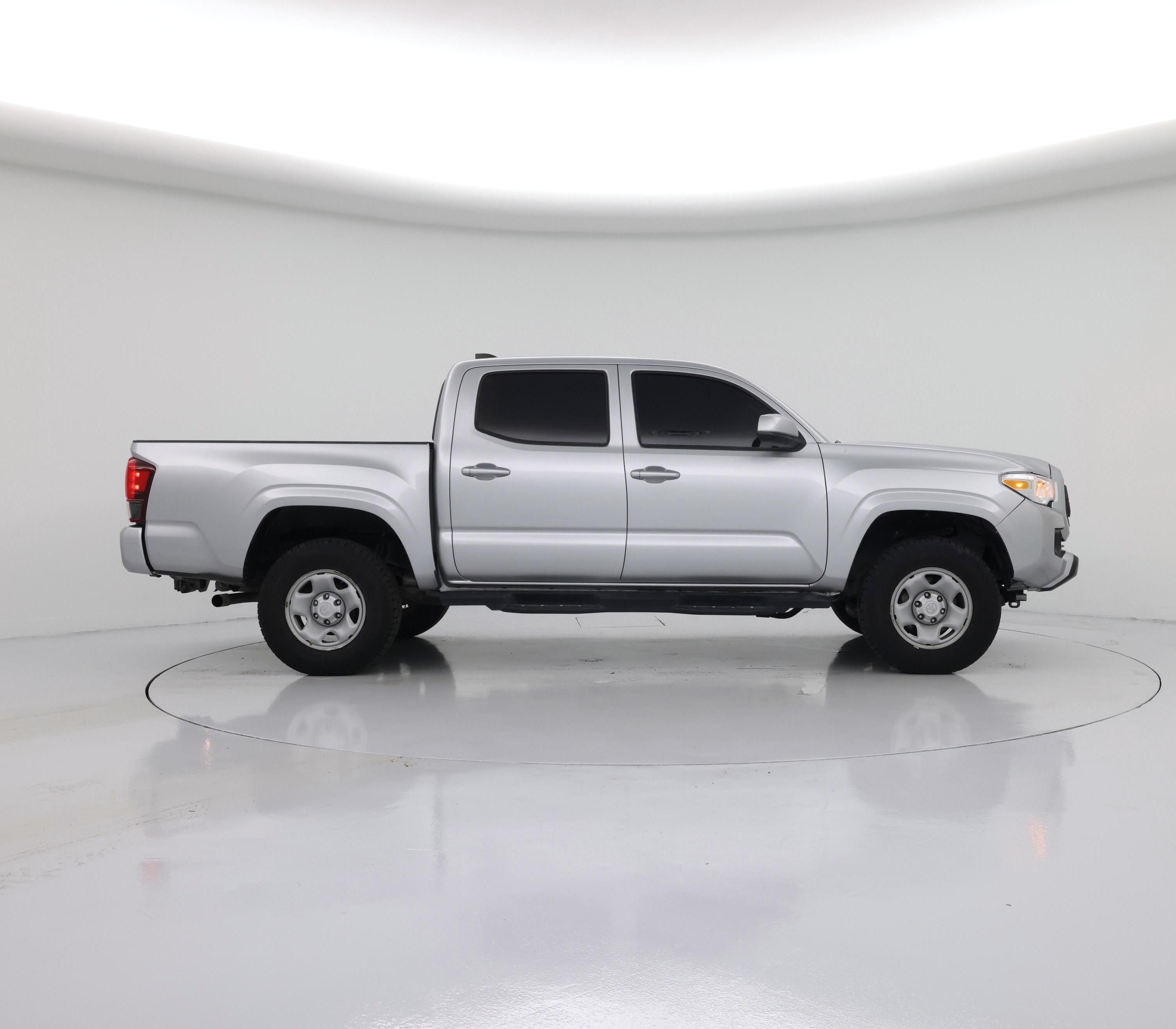 Thumbnail: 2023 Toyota Tacoma - 7