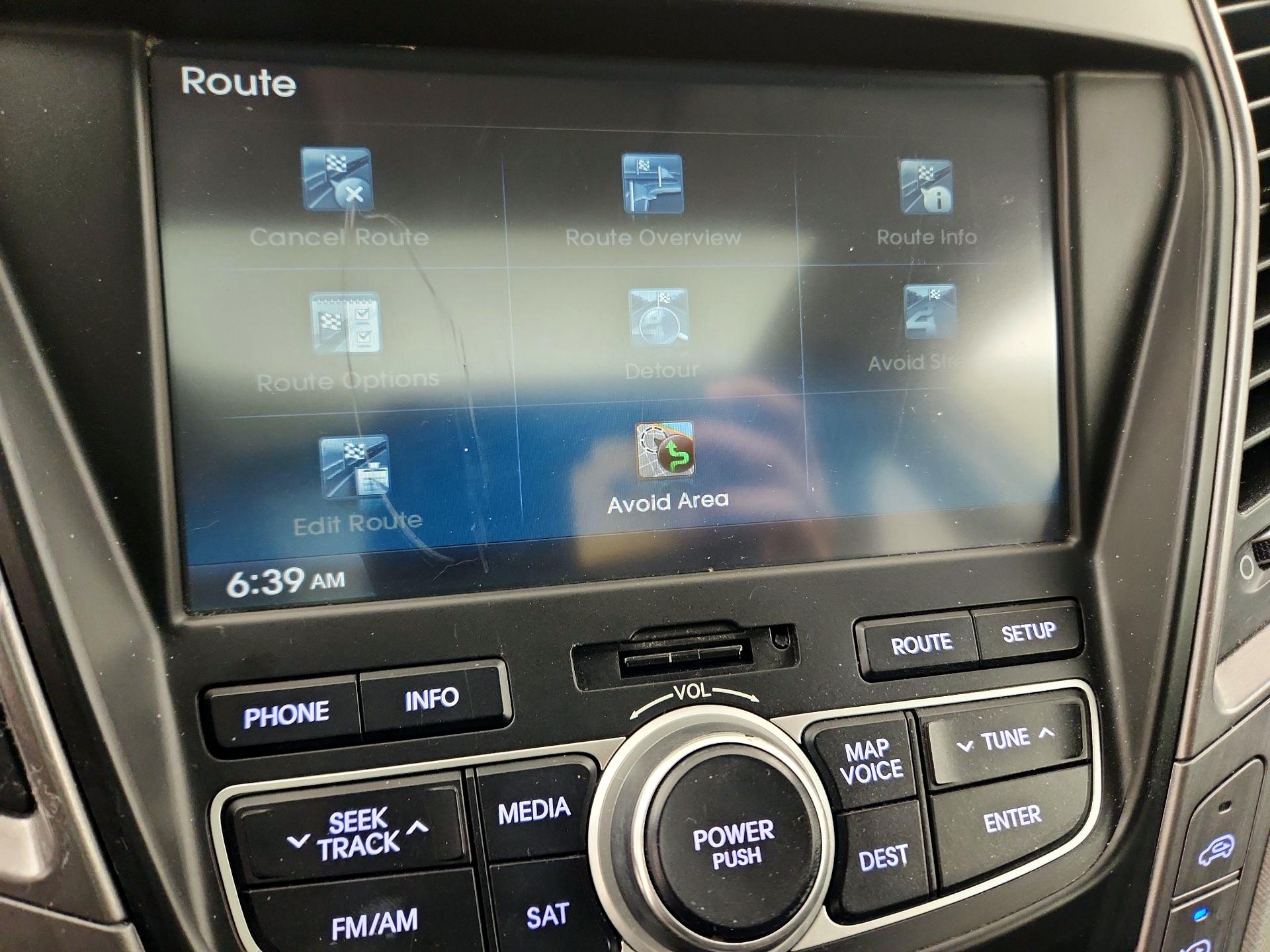 Thumbnail: 2015 Hyundai Santa Fe - 14