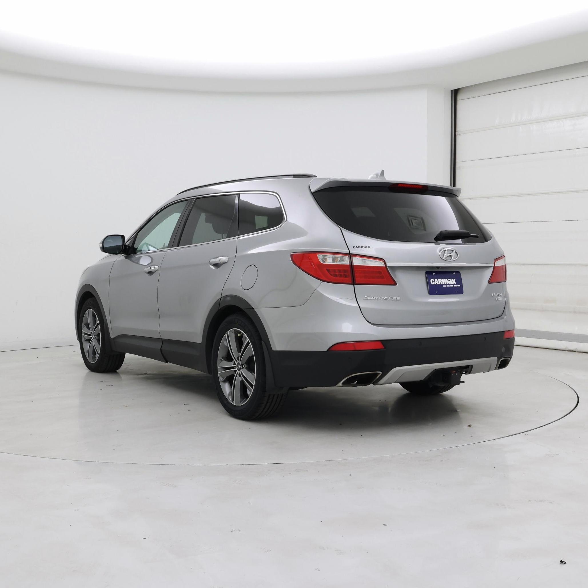 Thumbnail: 2015 Hyundai Santa Fe - 2