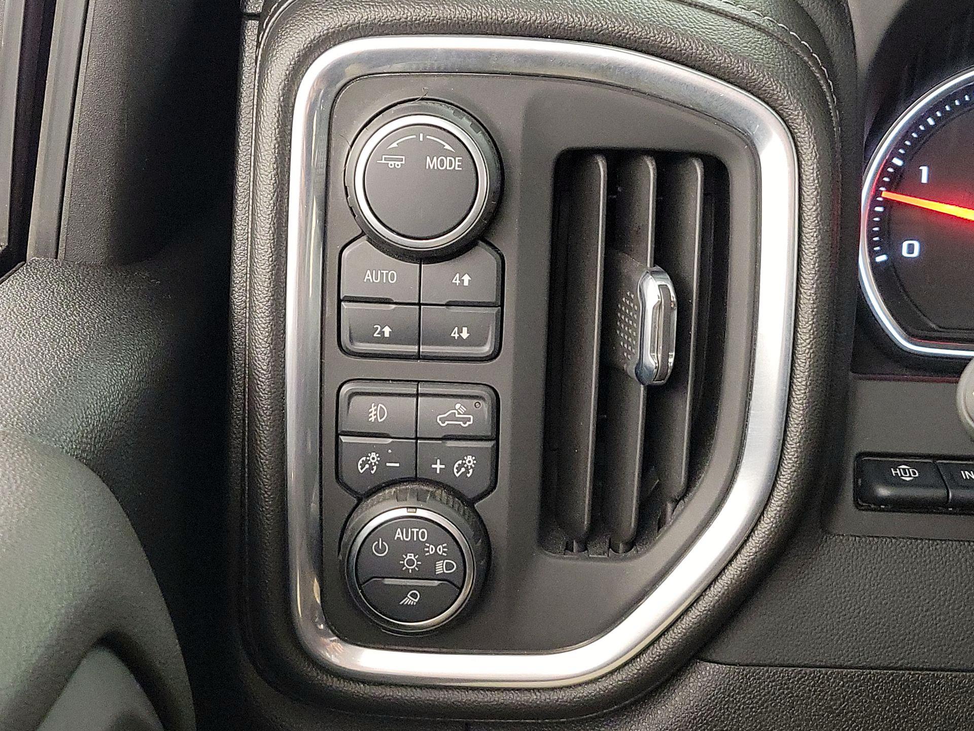 Thumbnail: 2022 Chevrolet Silverado 2500 - 13