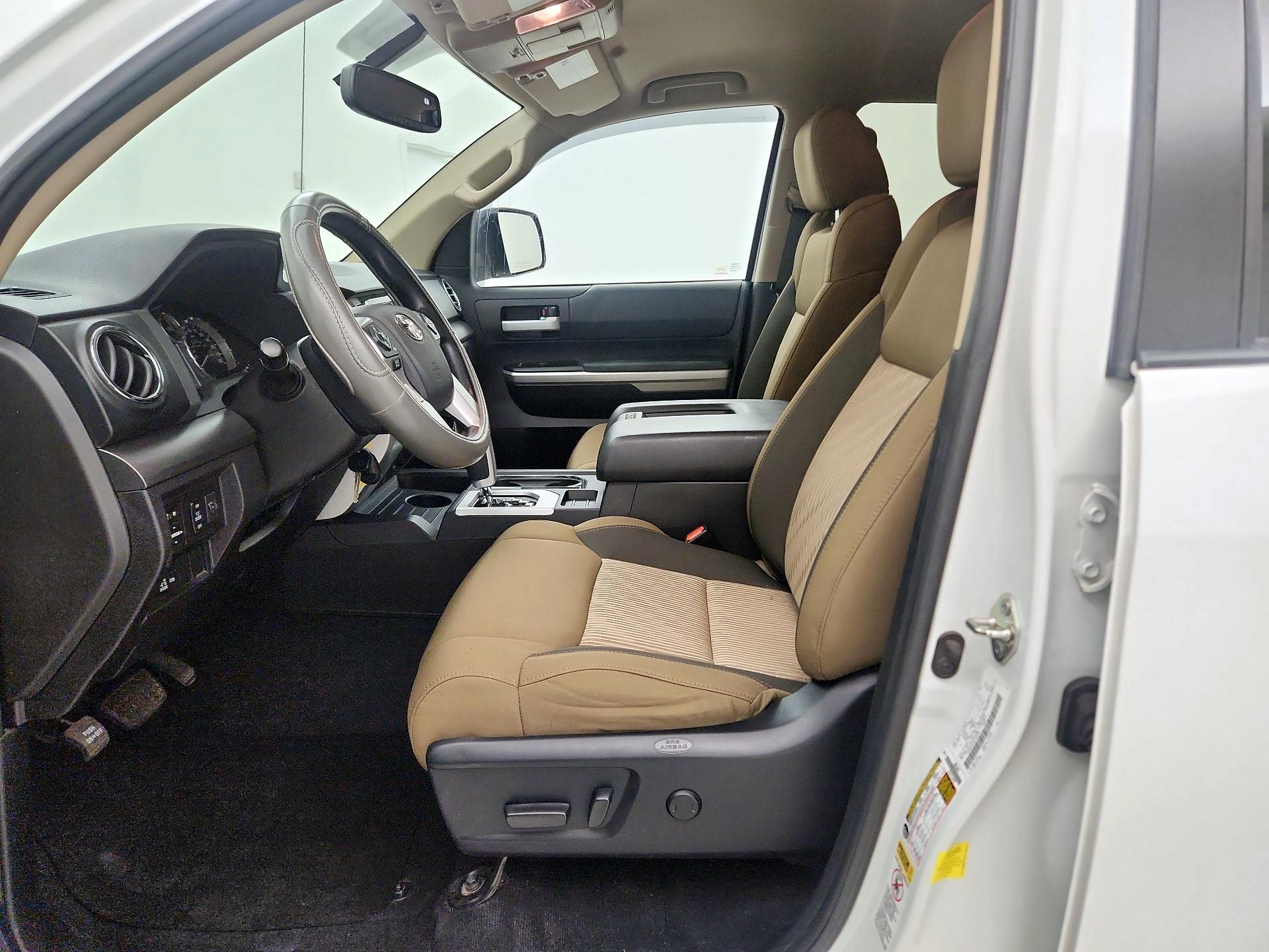 Thumbnail: 2016 Toyota Tundra - 11