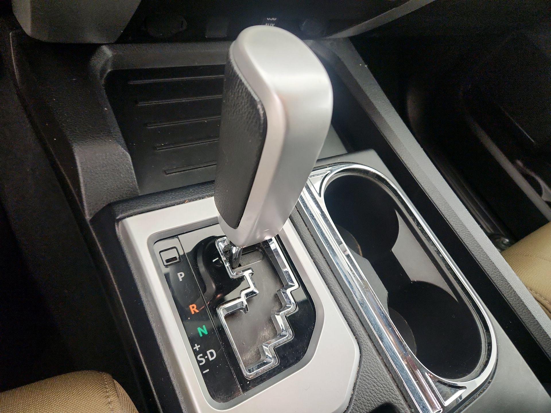 Thumbnail: 2016 Toyota Tundra - 17