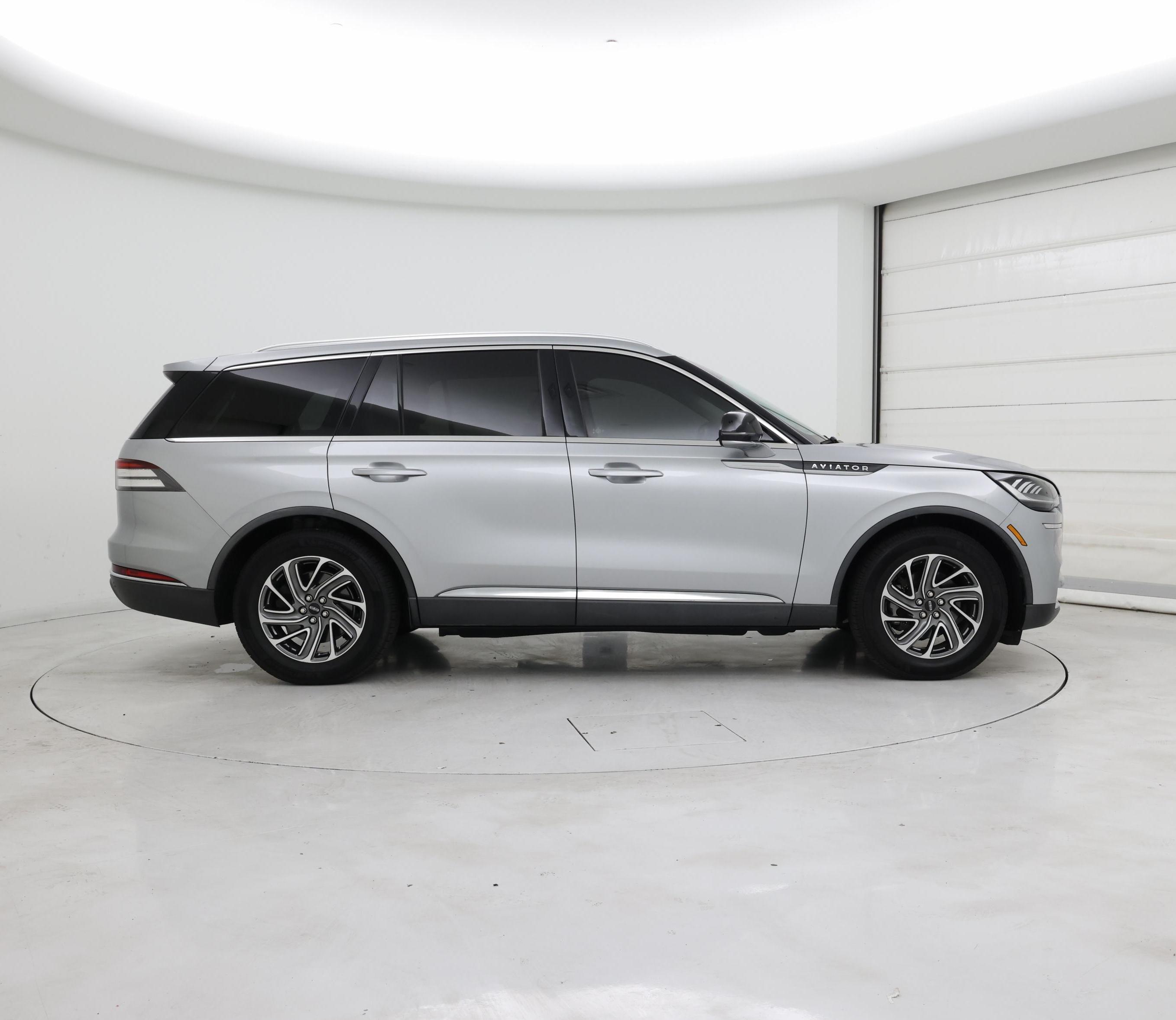 Thumbnail: 2021 Lincoln Aviator - 7