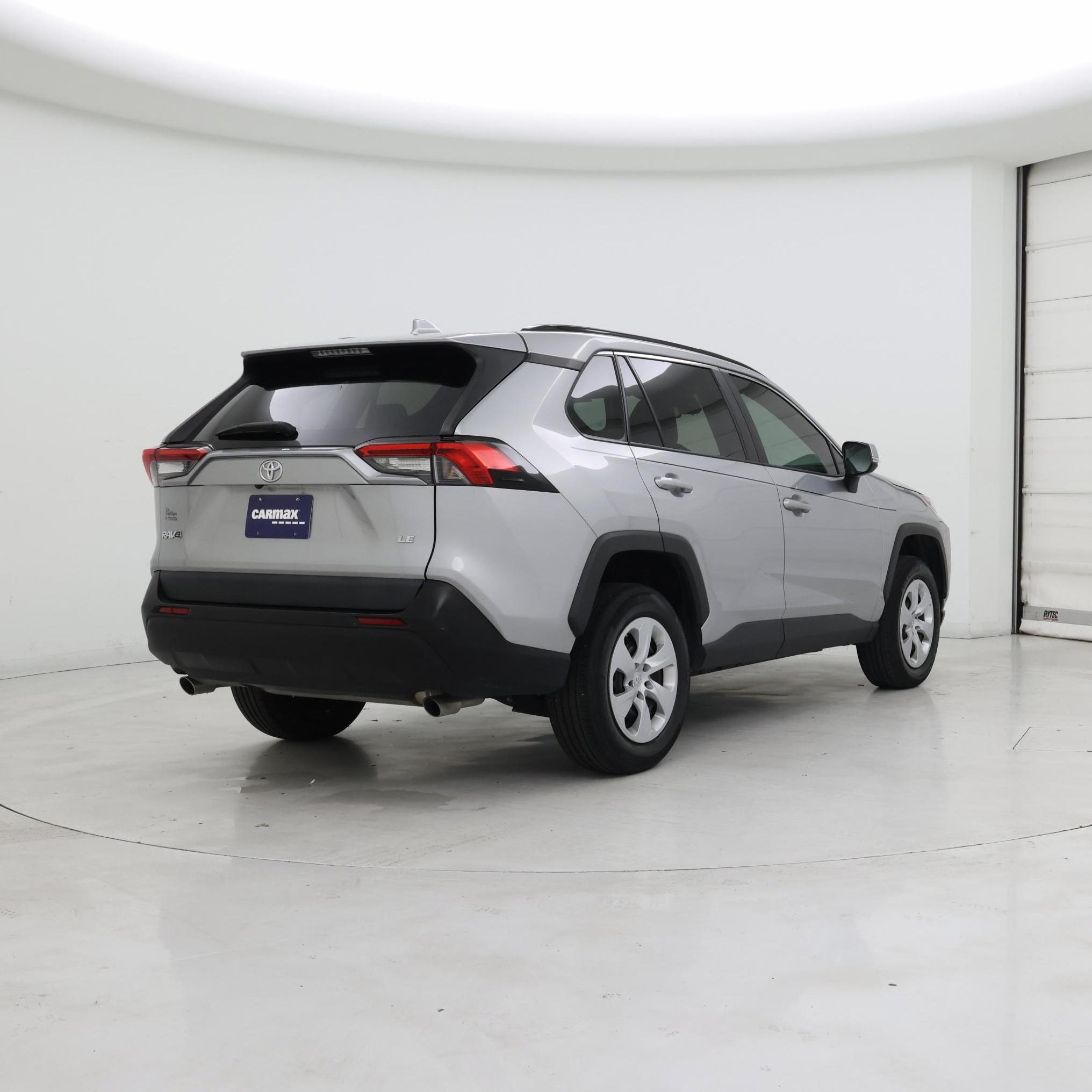 Thumbnail: 2019 Toyota RAV4 - 8