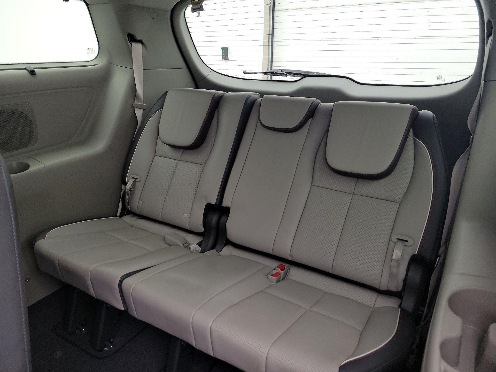 Thumbnail: 2018 Kia Sedona - 20