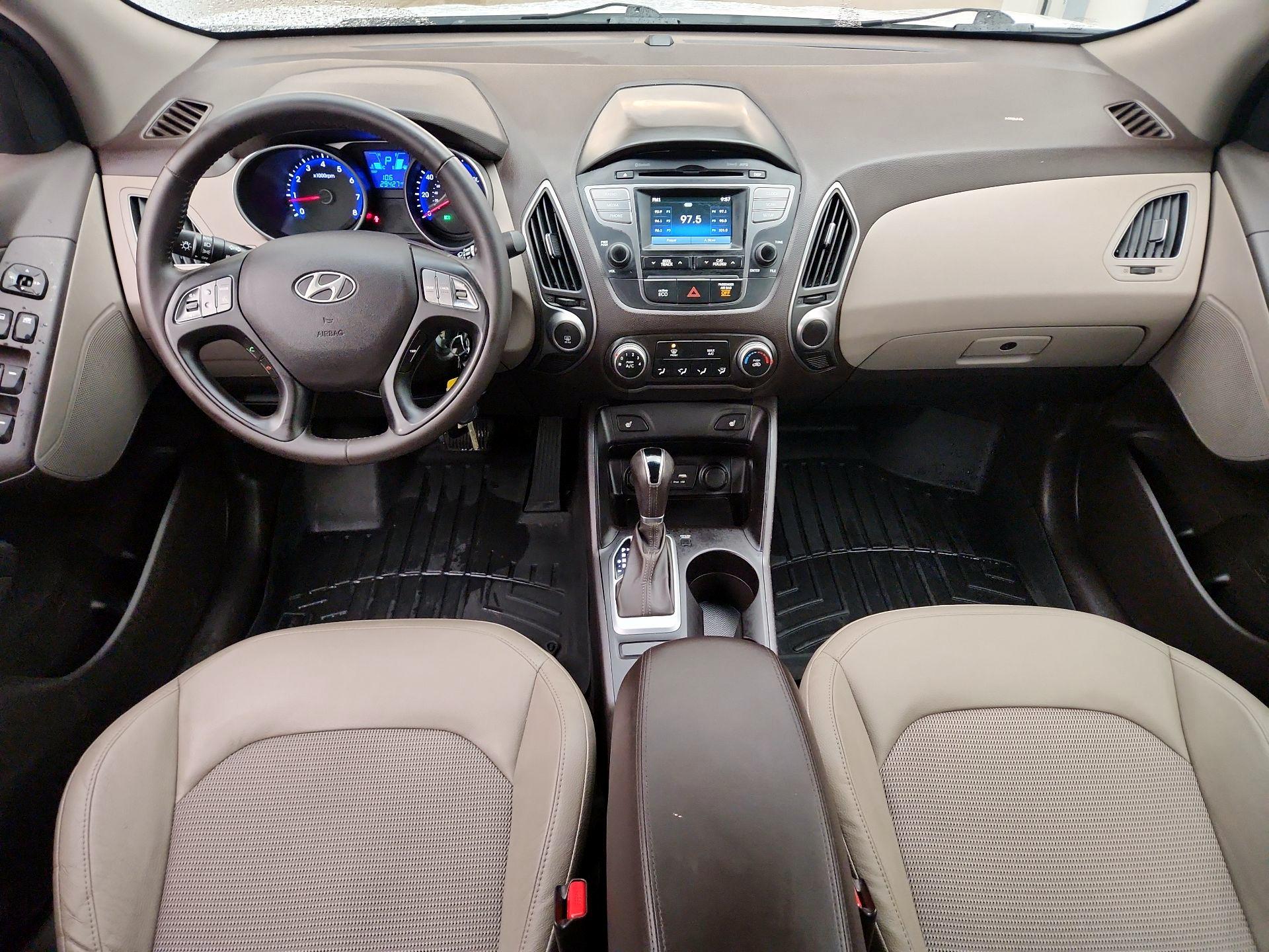 Thumbnail: 2015 Hyundai Tucson - 9