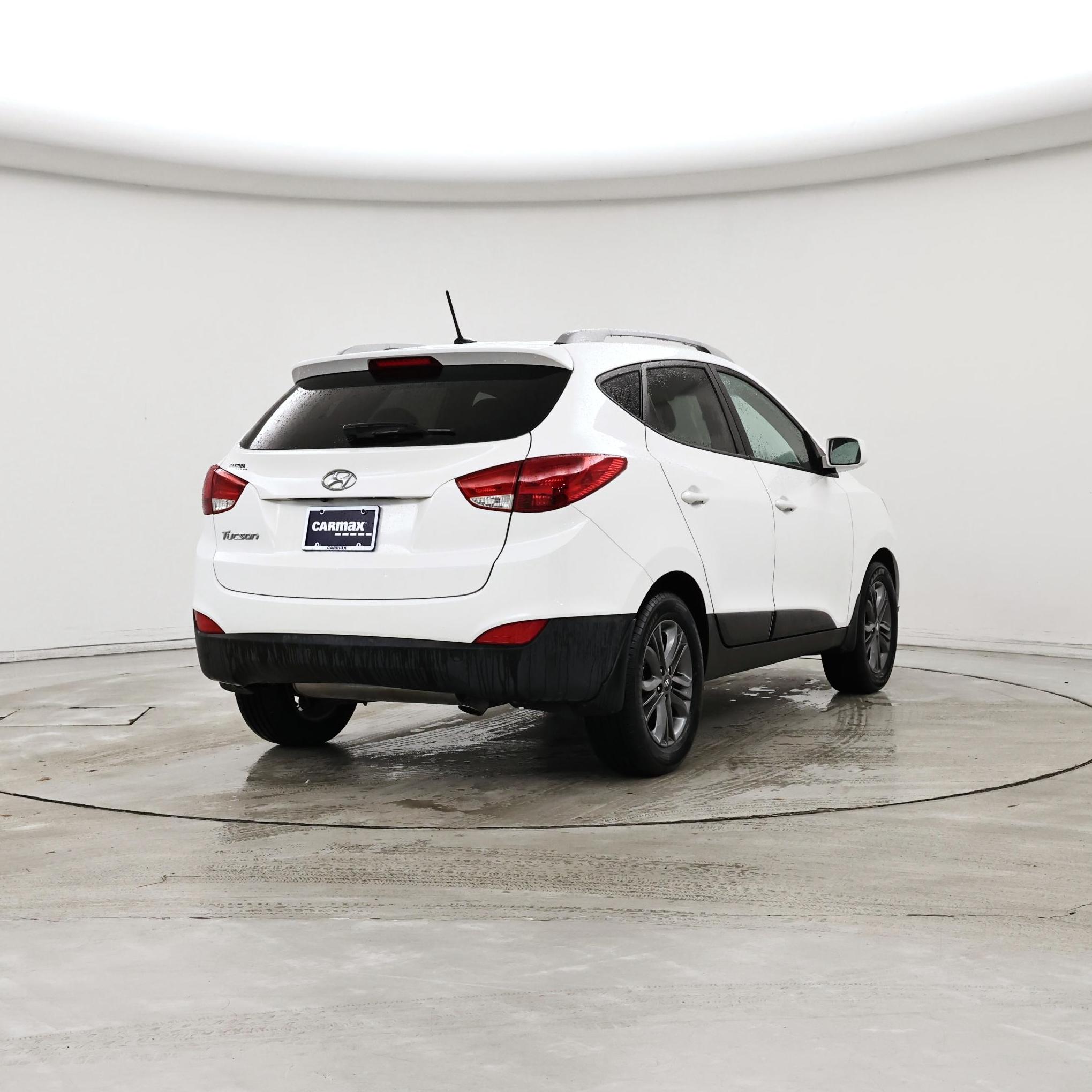 Thumbnail: 2015 Hyundai Tucson - 8