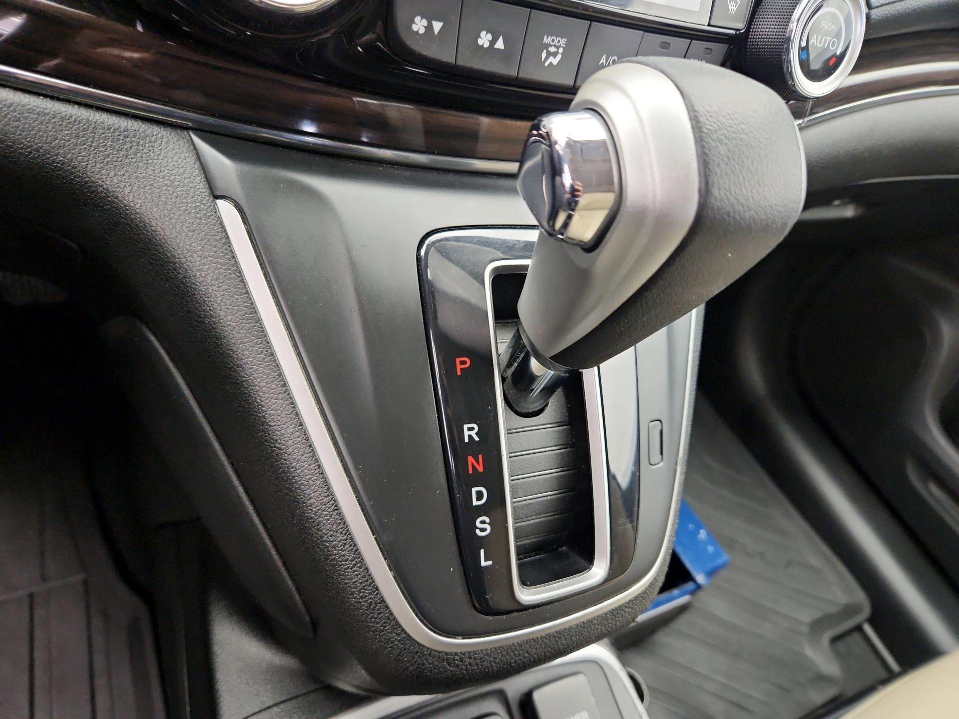 Thumbnail: 2015 Honda CR-V - 17