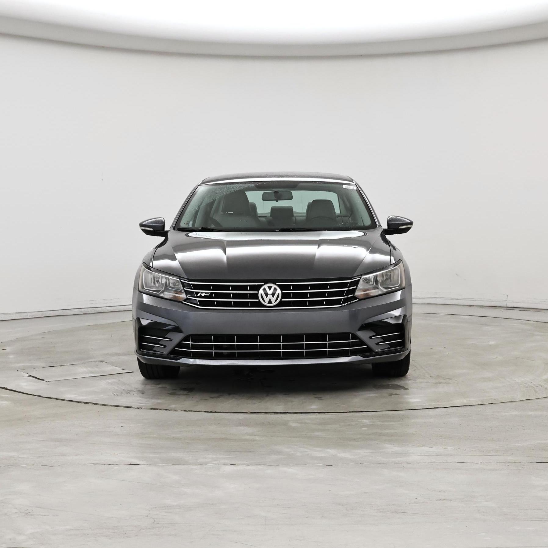 Thumbnail: 2017 Volkswagen Passat - 5