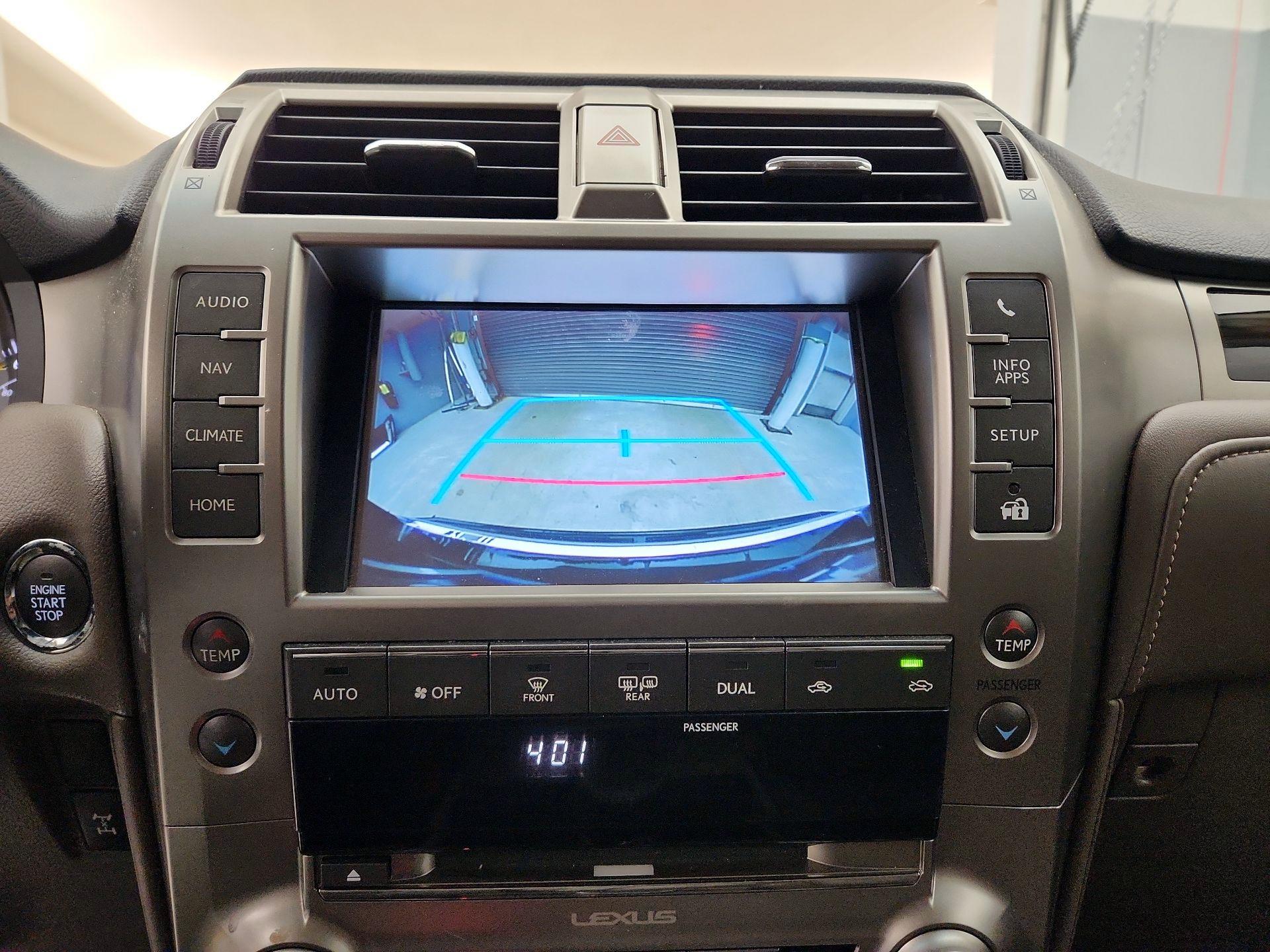 Thumbnail: 2017 Lexus GX - 15