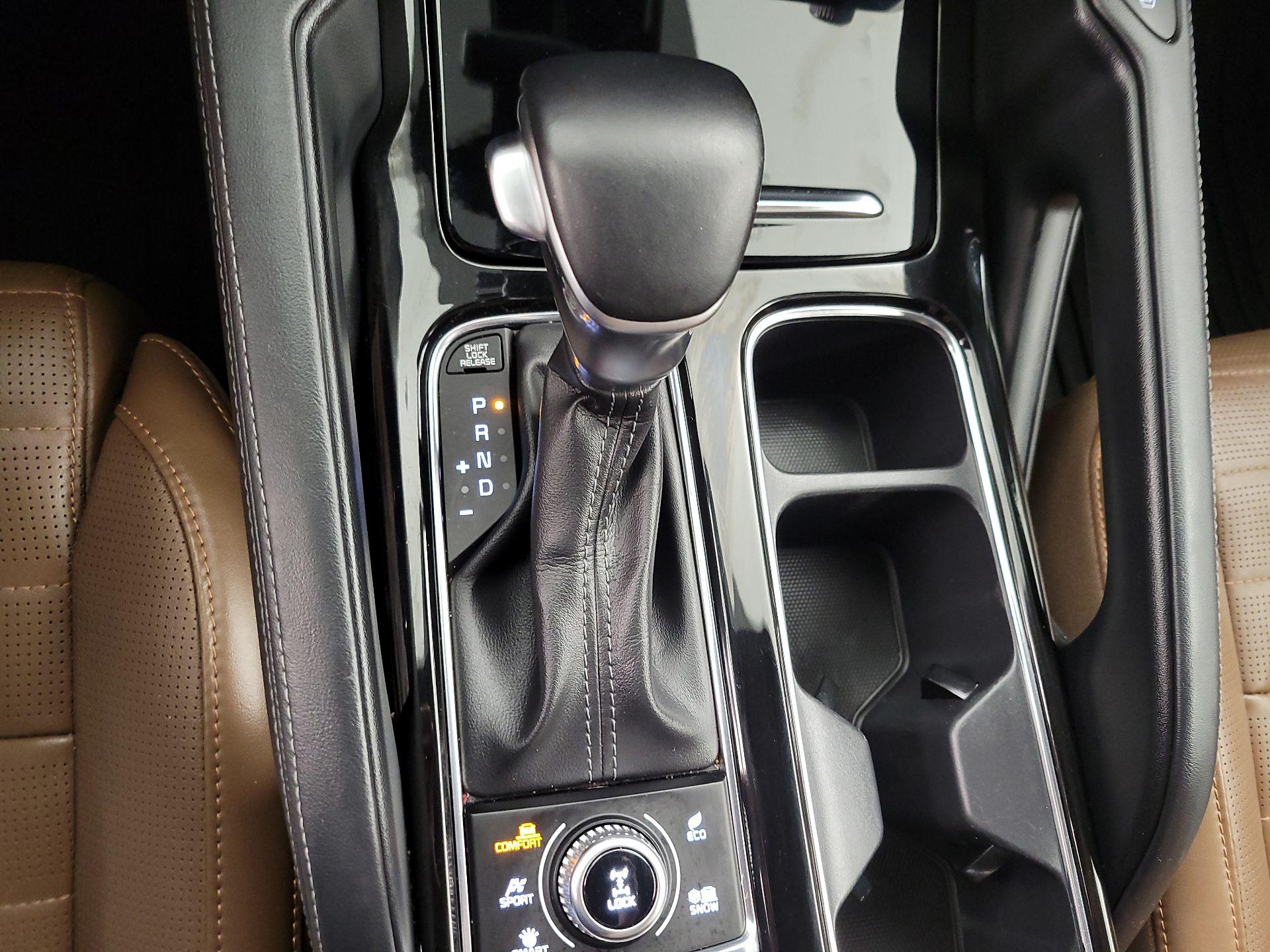 Thumbnail: 2022 Kia Telluride - 18