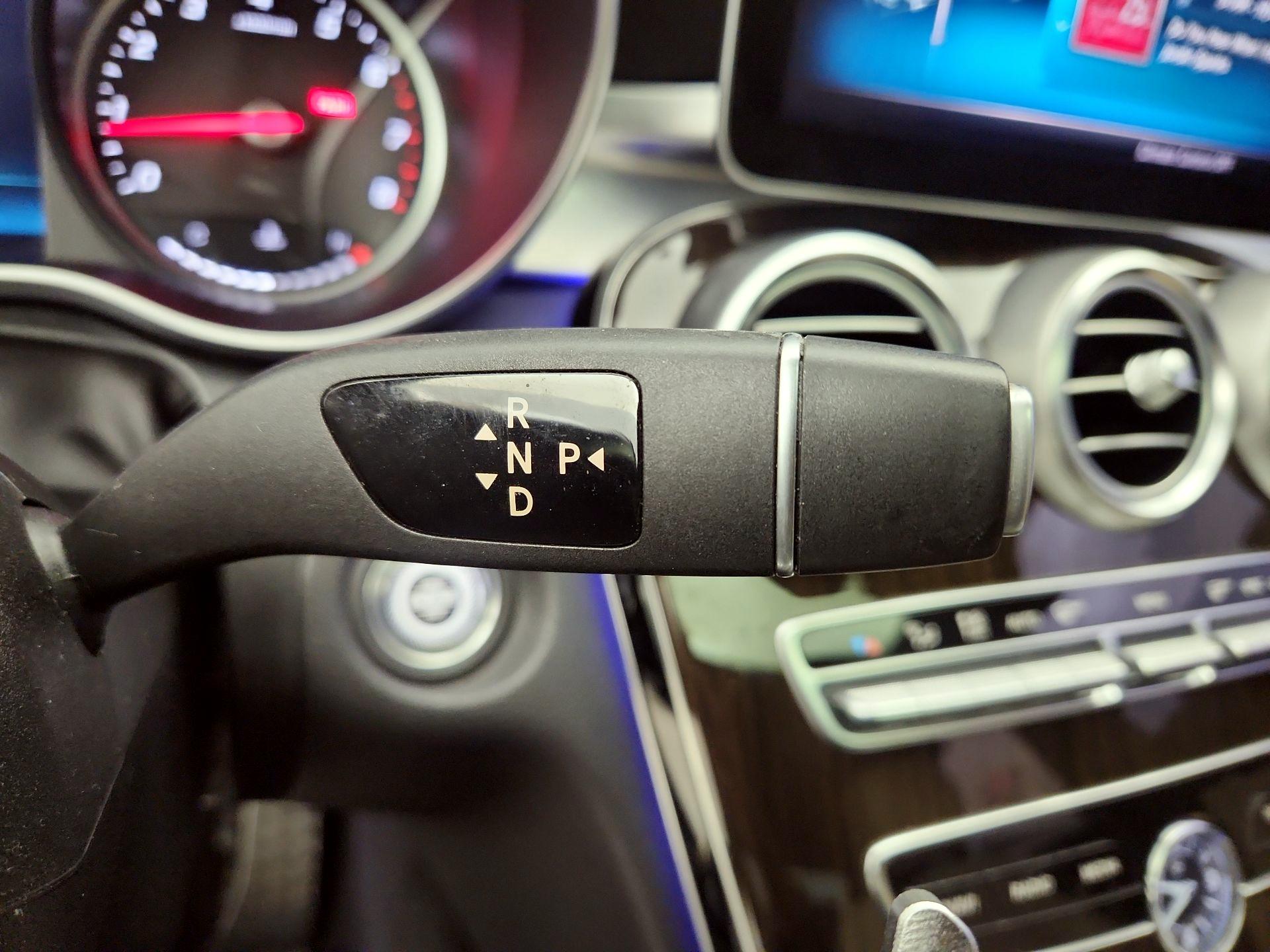 Thumbnail: 2019 Mercedes-Benz C-Class - 18