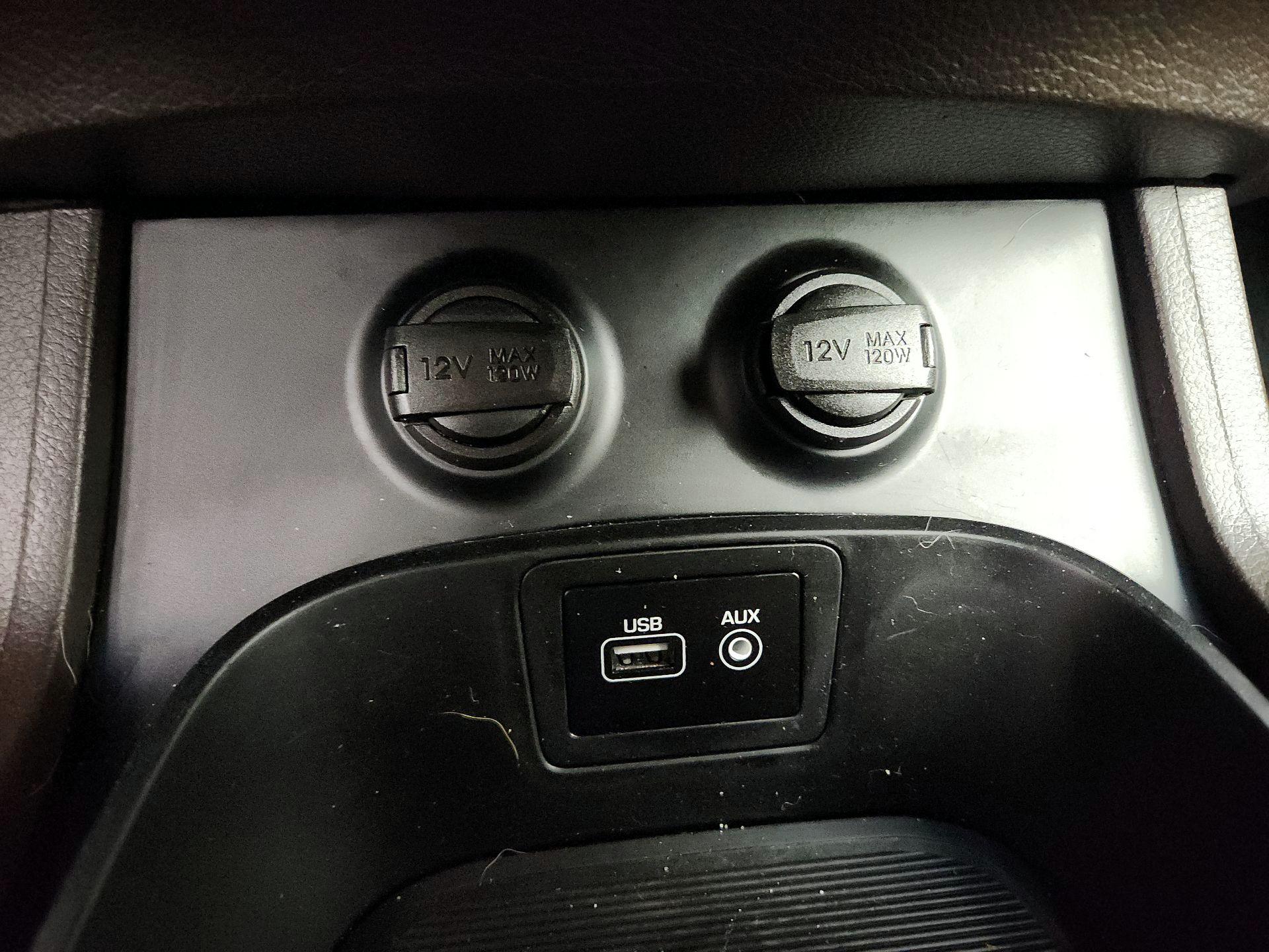 Thumbnail: 2018 Hyundai Santa Fe - 18