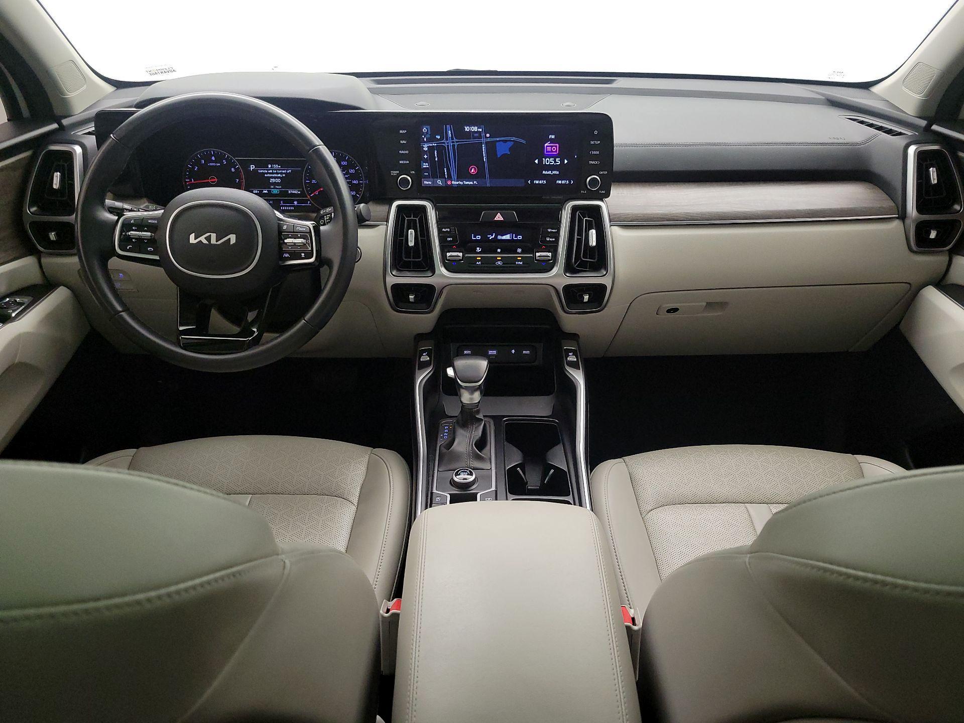 Thumbnail: 2022 Kia Sorento - 9