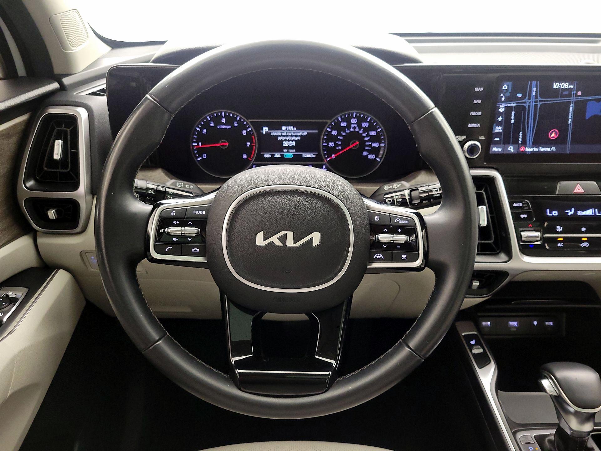 Thumbnail: 2022 Kia Sorento - 10