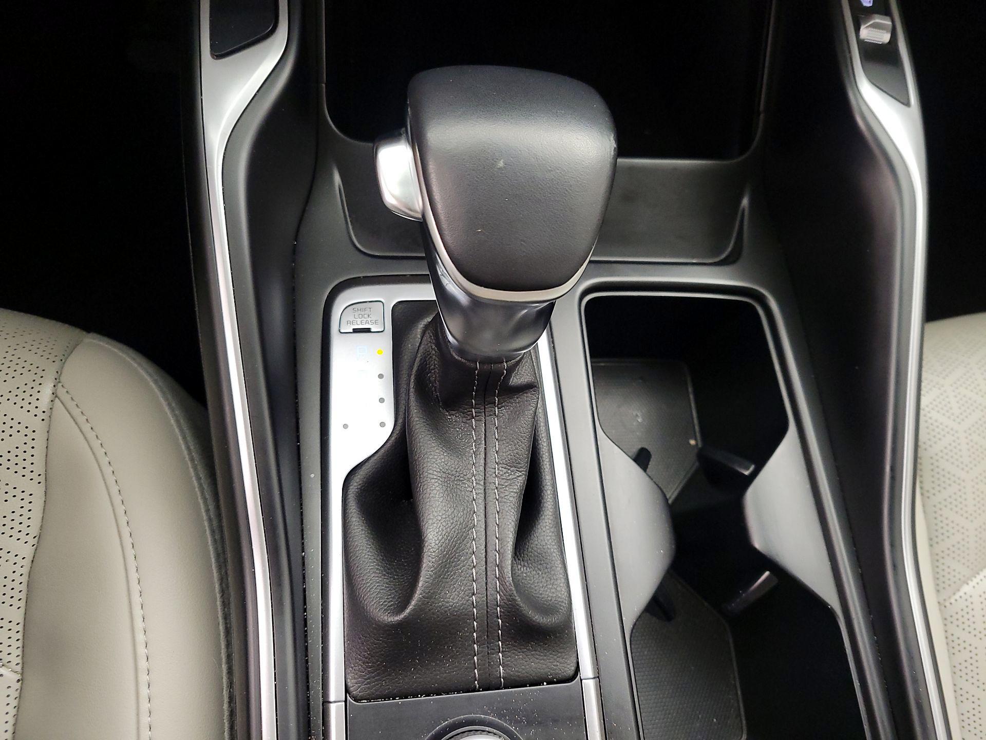 Thumbnail: 2022 Kia Sorento - 18