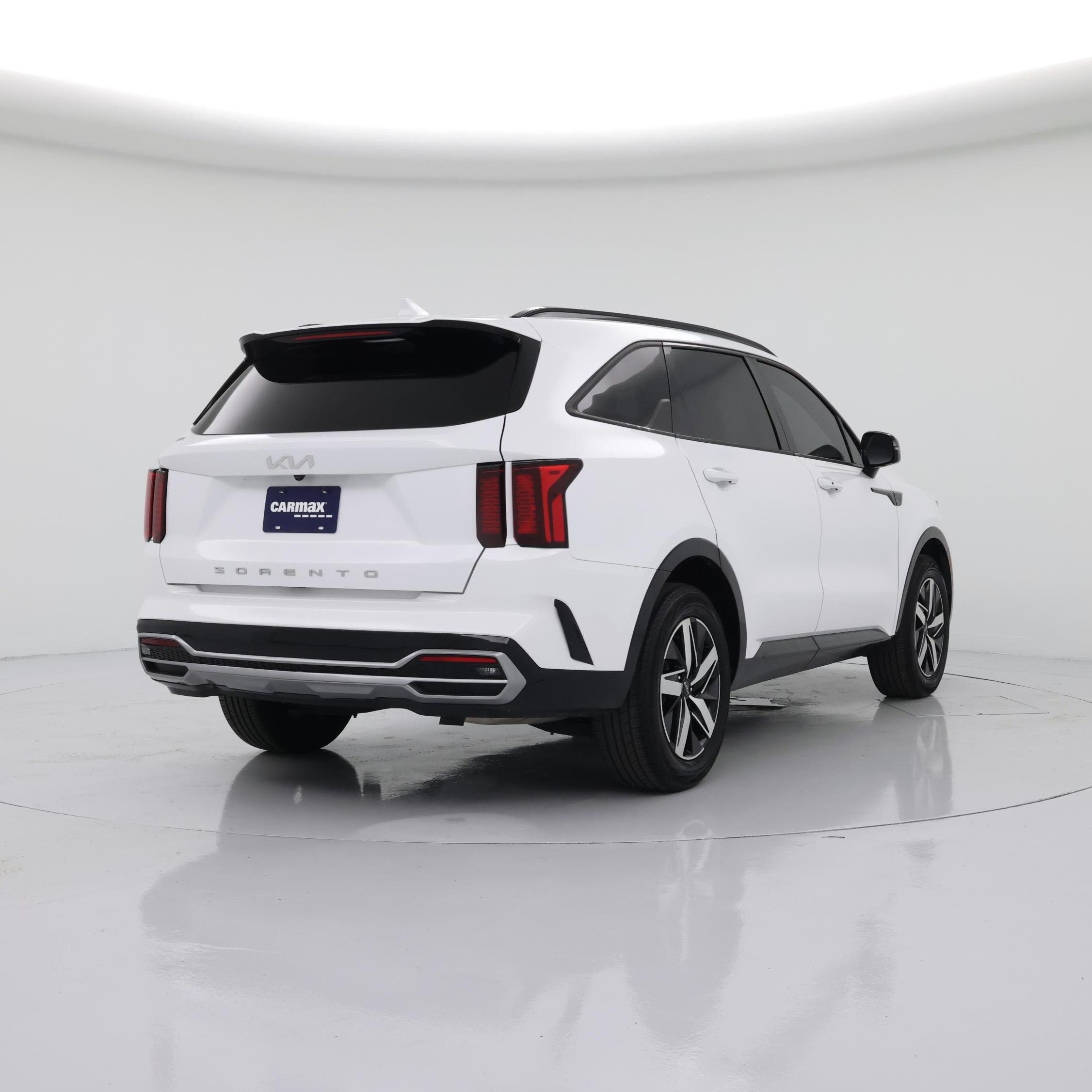 Thumbnail: 2022 Kia Sorento - 8