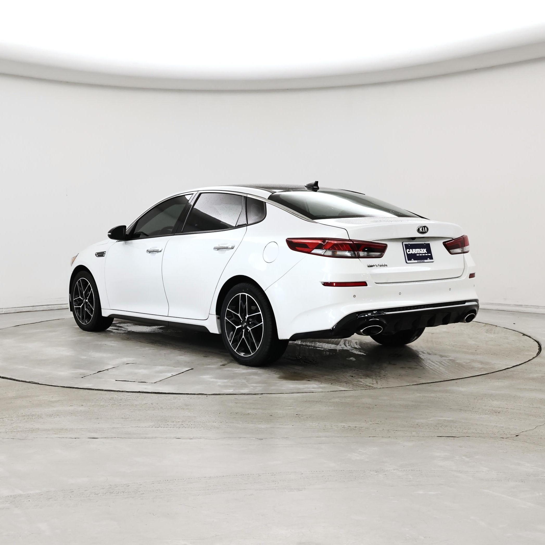 Thumbnail: 2020 Kia Optima - 2
