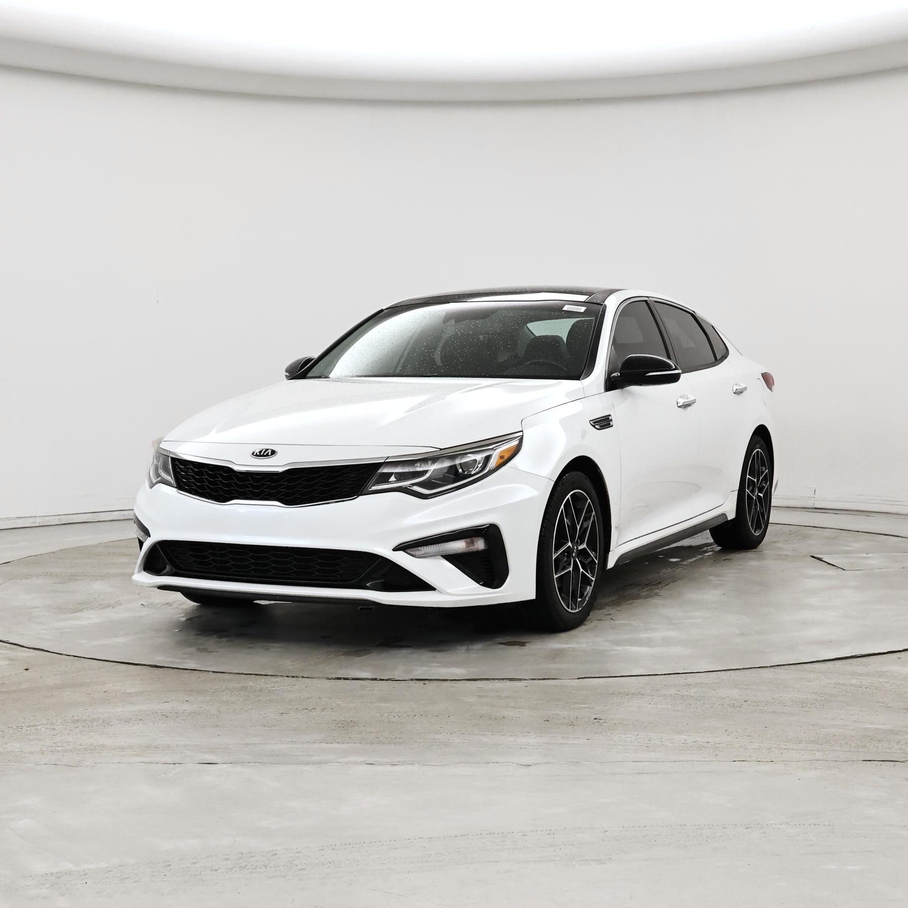 Thumbnail: 2020 Kia Optima - 4