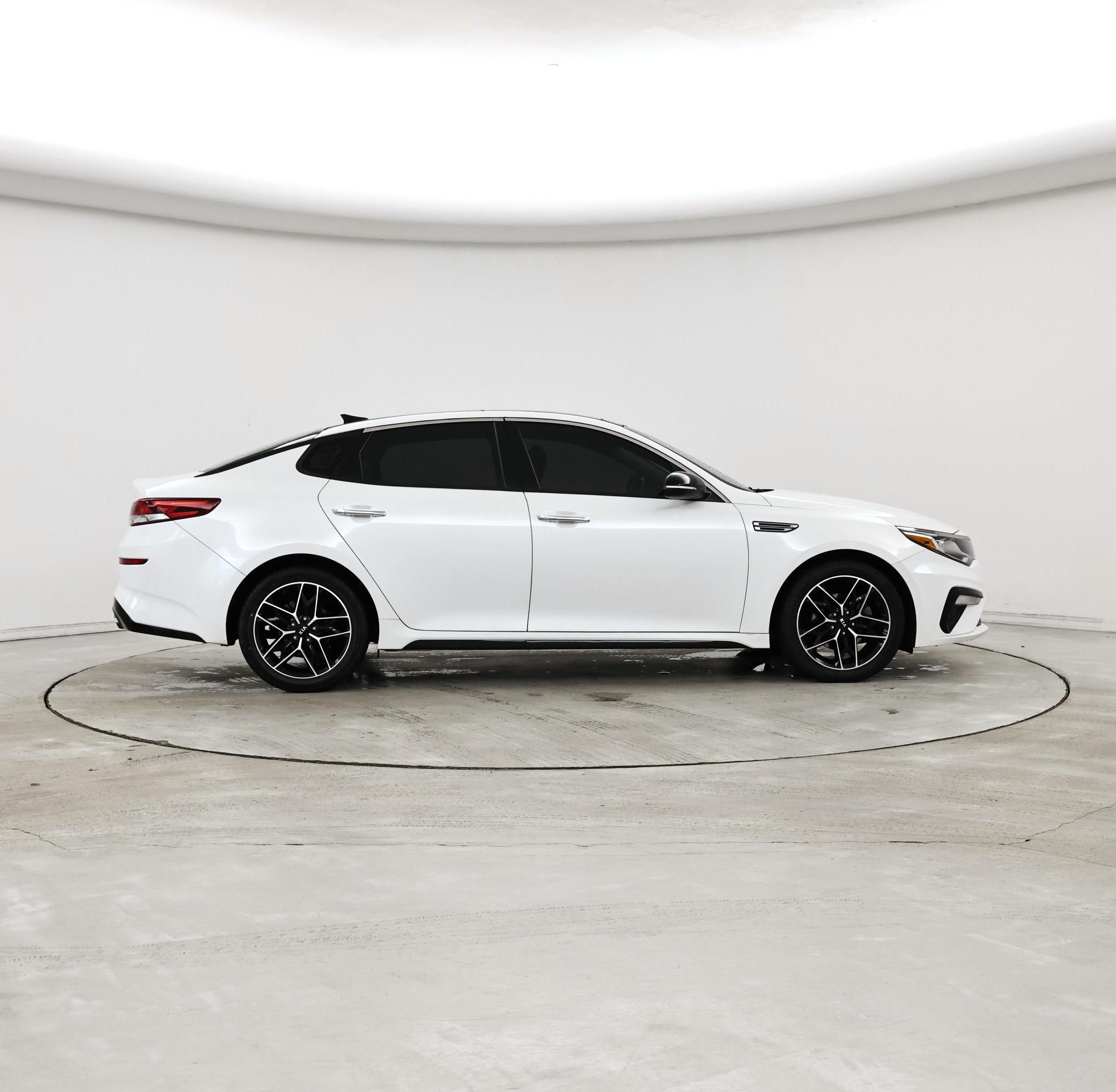 Thumbnail: 2020 Kia Optima - 7