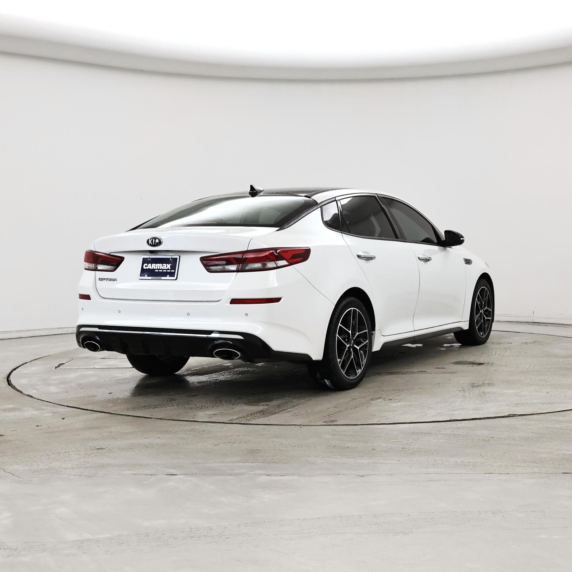 Thumbnail: 2020 Kia Optima - 8