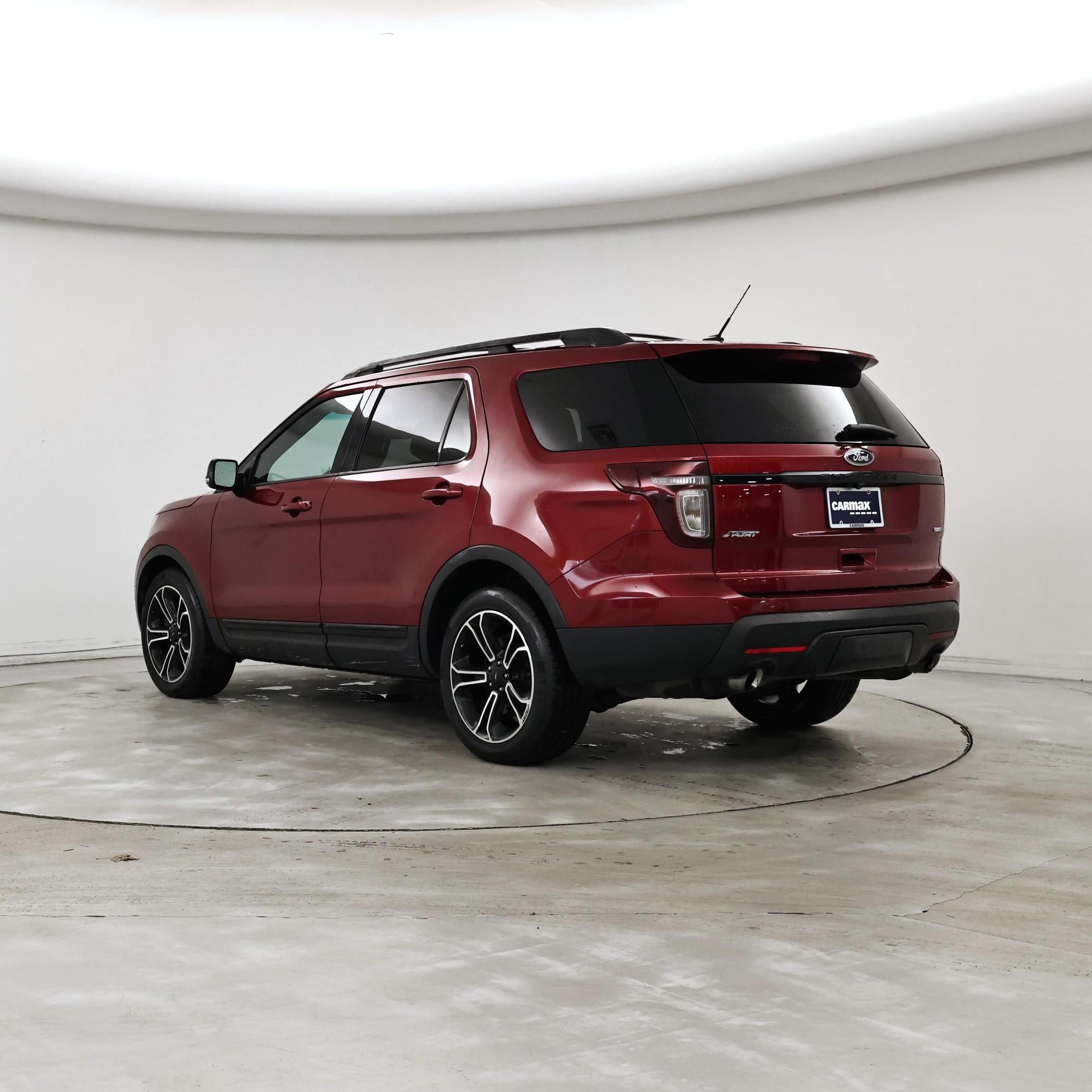 Thumbnail: 2015 Ford Explorer - 2