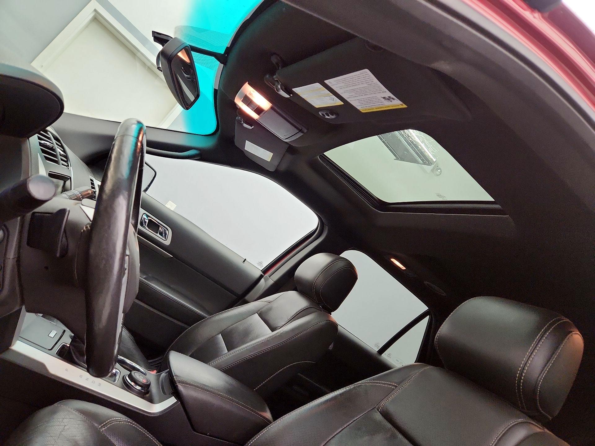 Thumbnail: 2015 Ford Explorer - 19