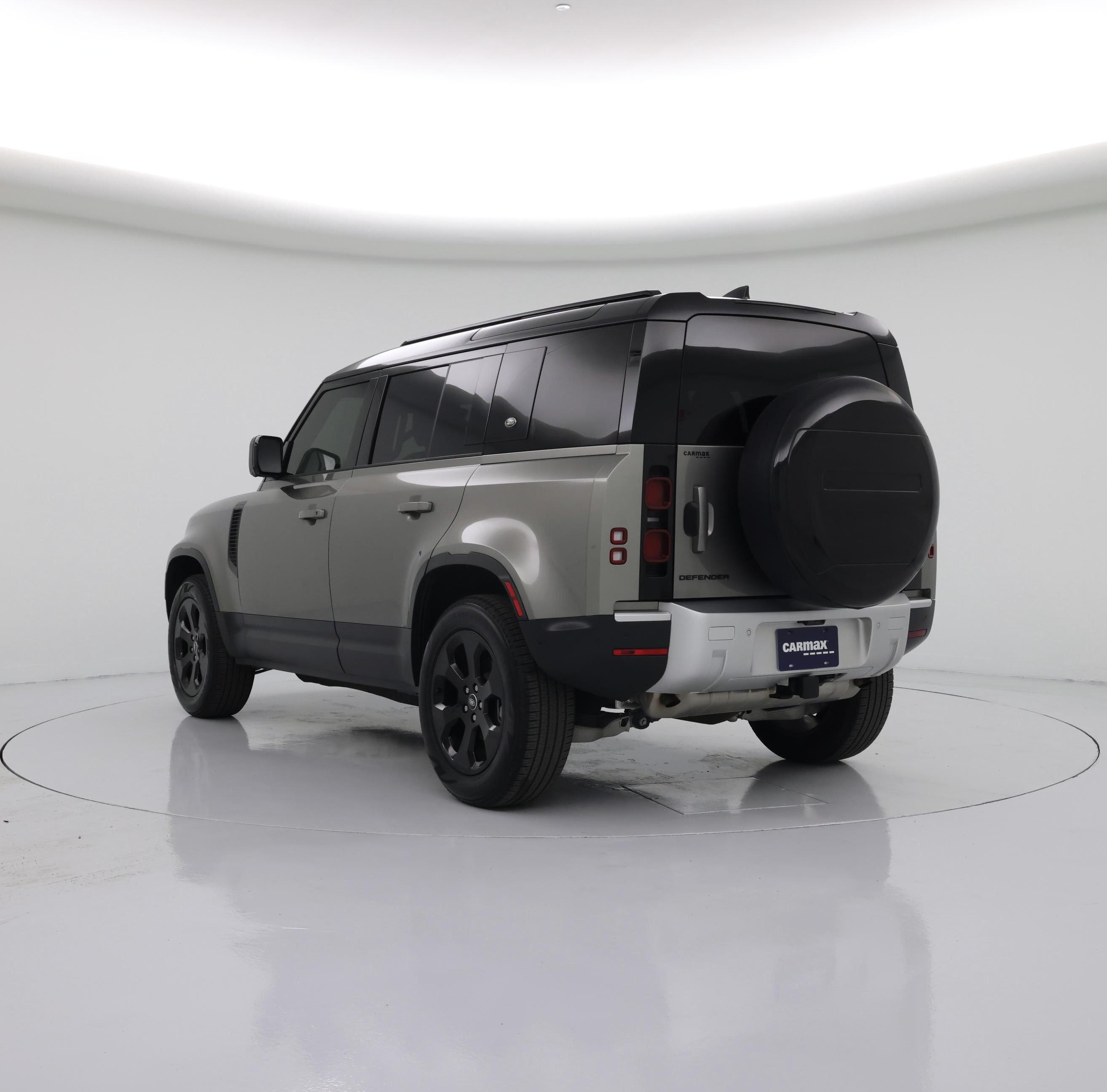 Thumbnail: 2023 Land Rover Defender - 2
