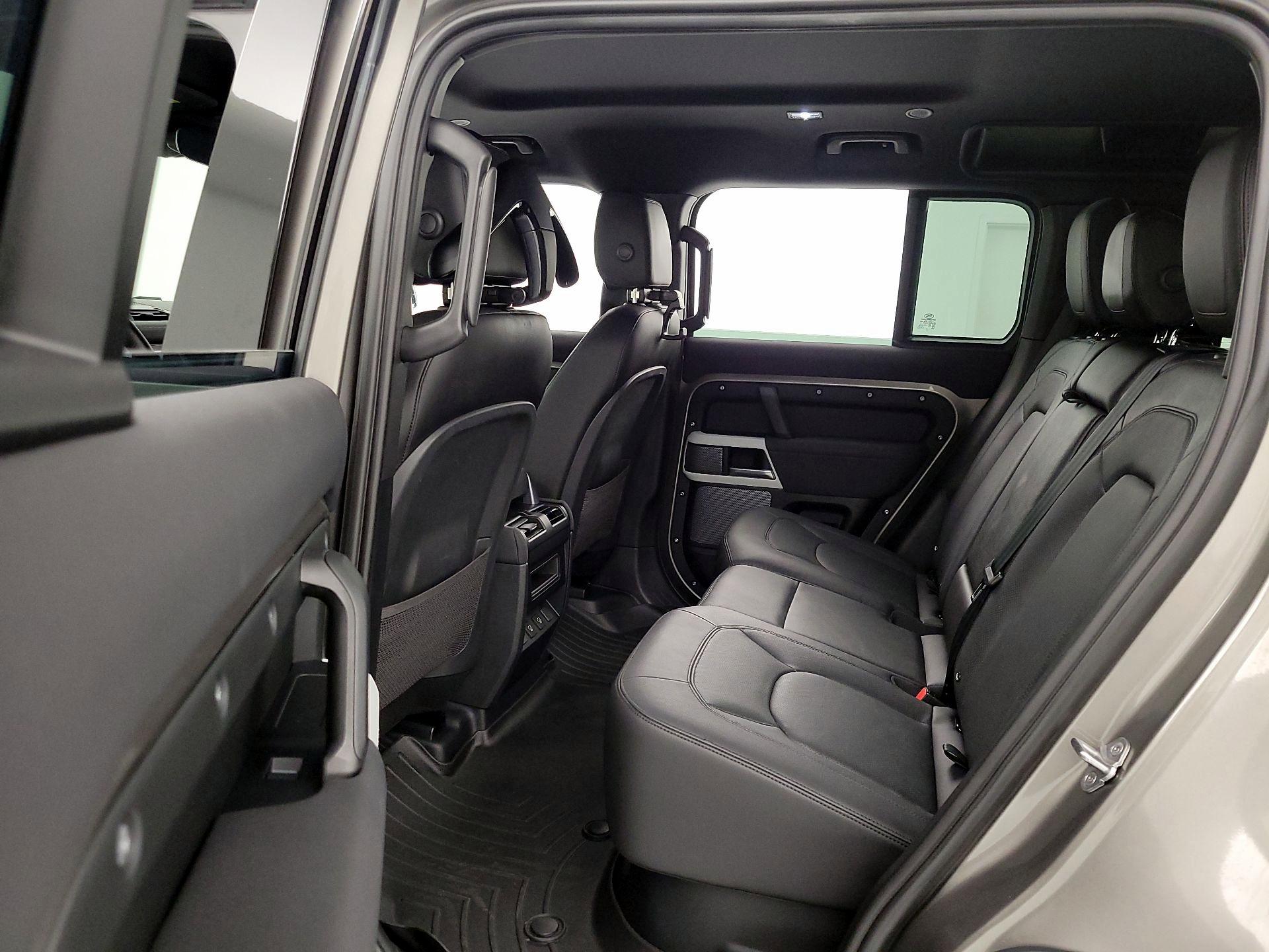 Thumbnail: 2023 Land Rover Defender - 20