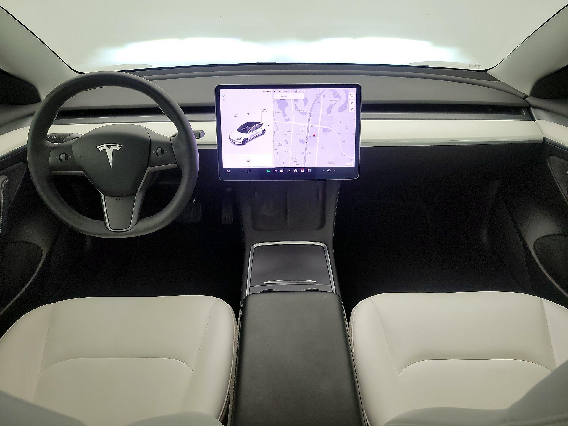 Thumbnail: 2021 Tesla Model 3 - 9