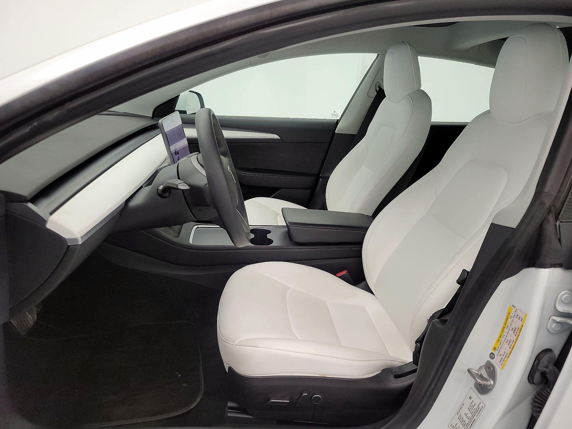 Thumbnail: 2021 Tesla Model 3 - 11