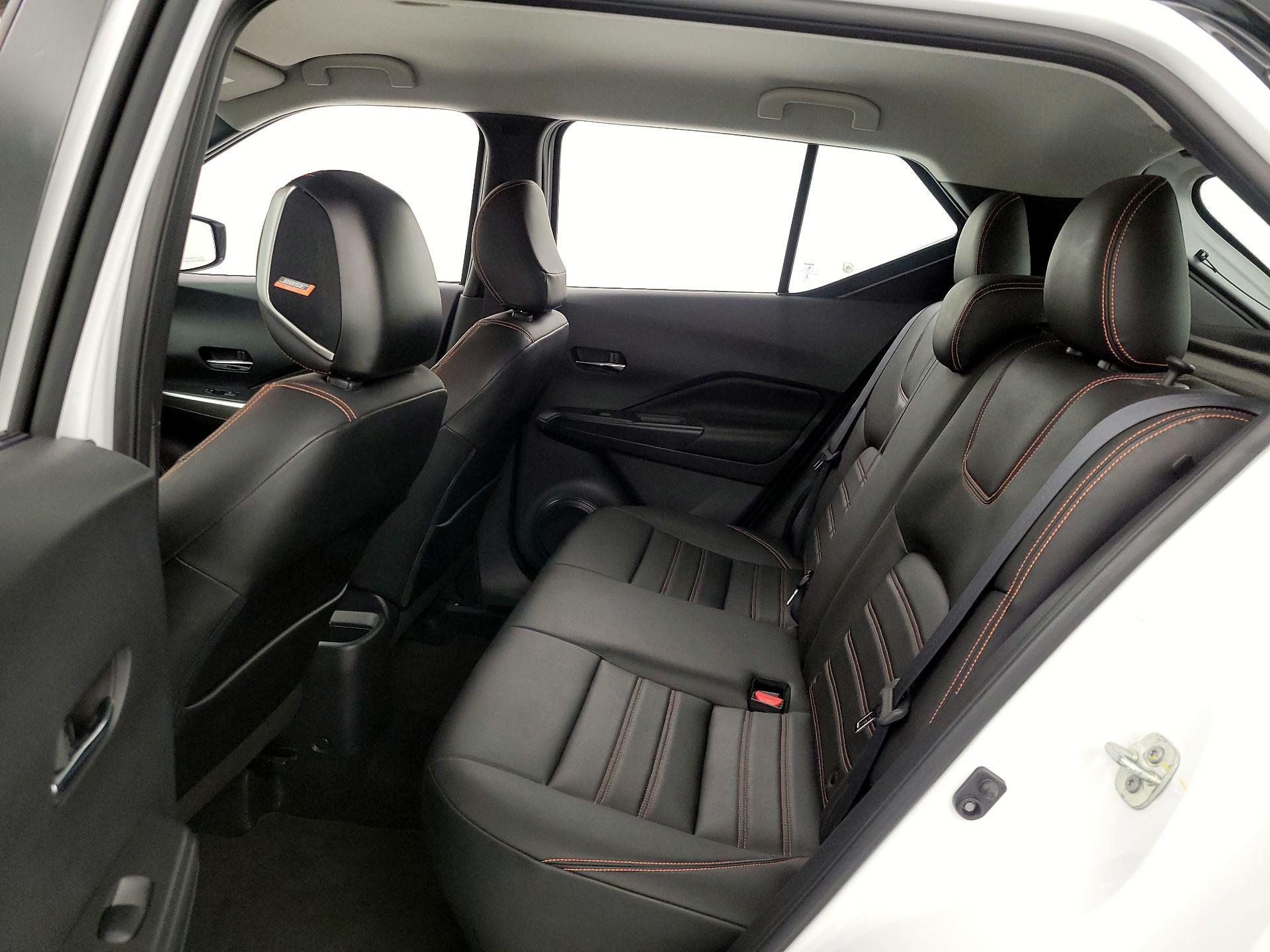 Thumbnail: 2019 Nissan Kicks - 19