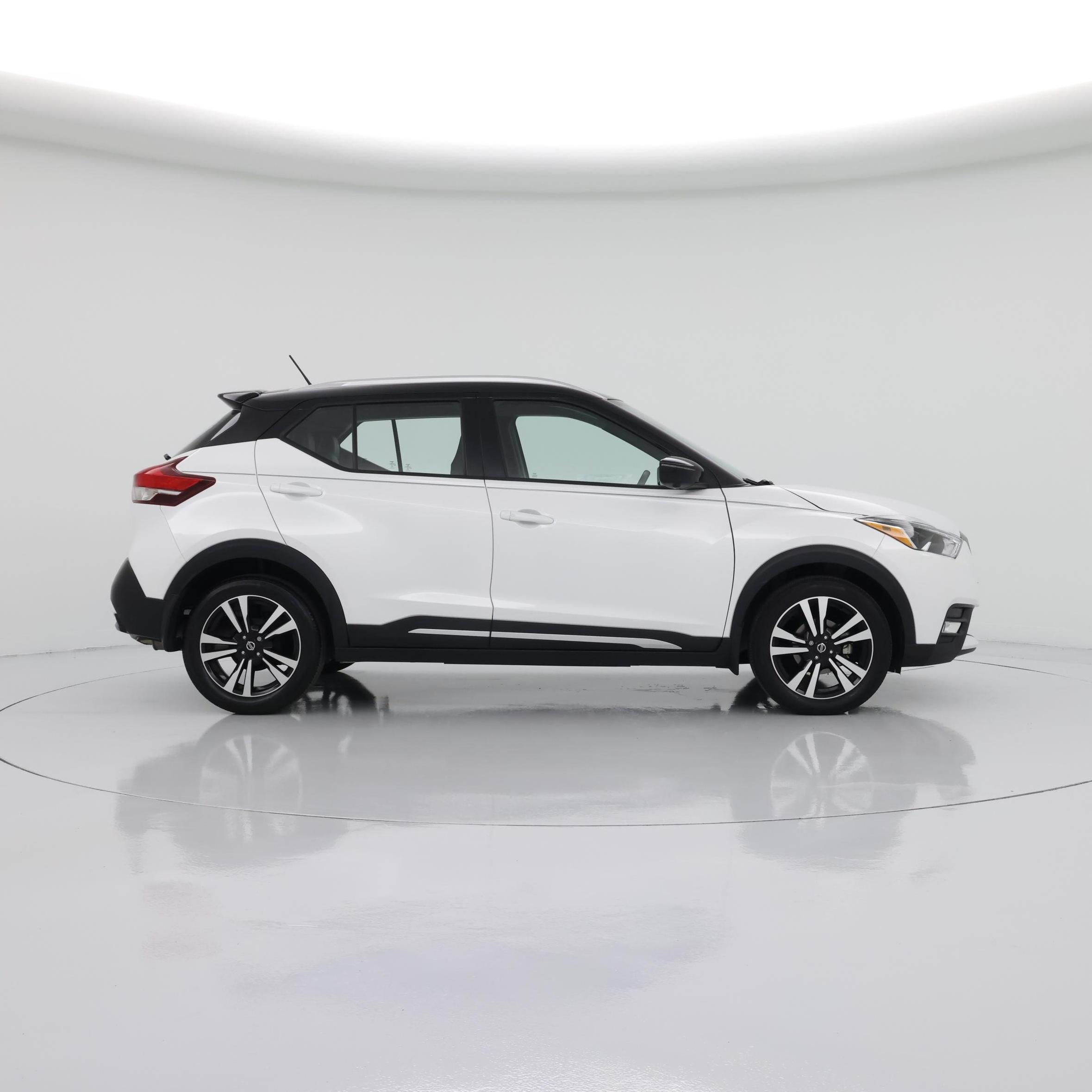 Thumbnail: 2019 Nissan Kicks - 7