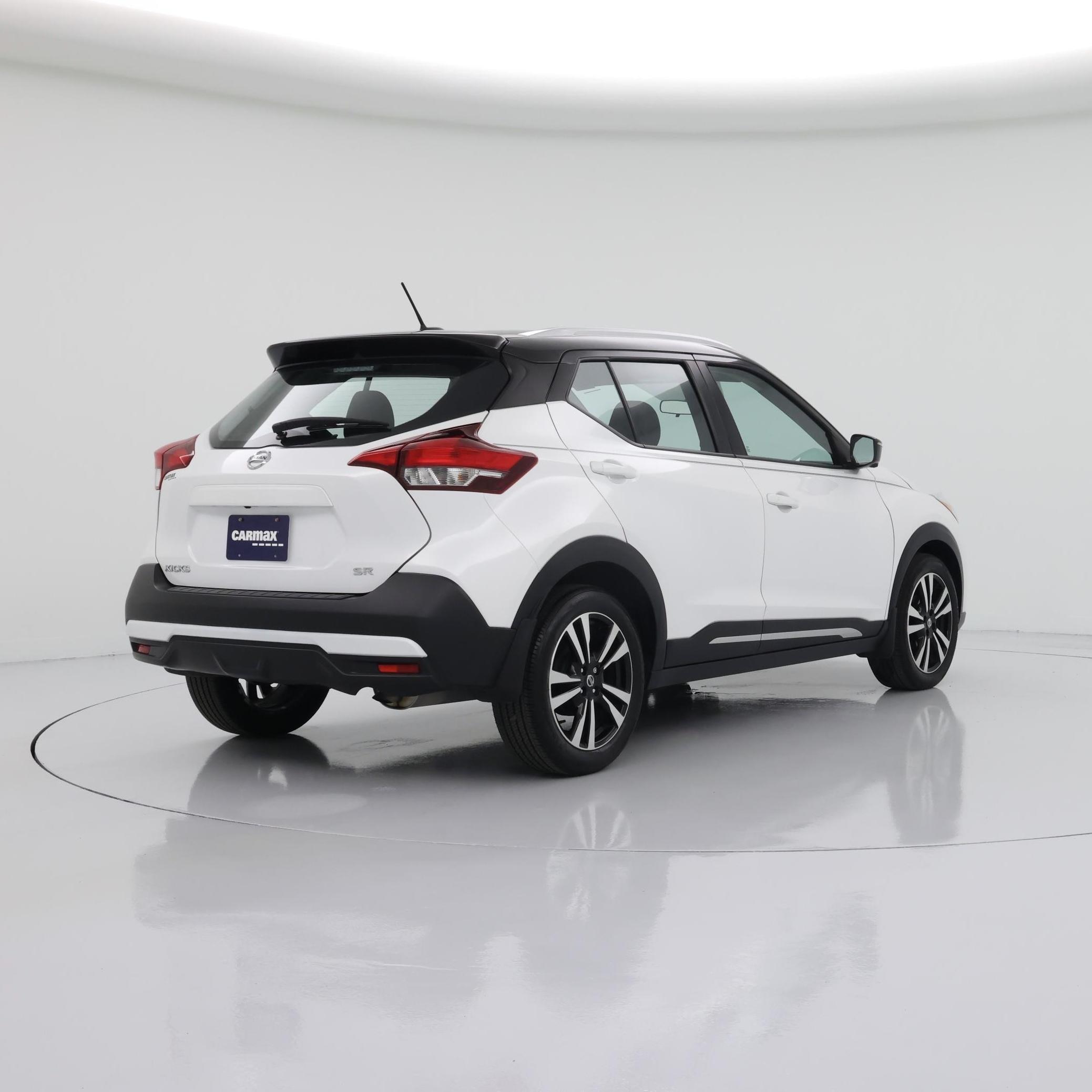Thumbnail: 2019 Nissan Kicks - 8