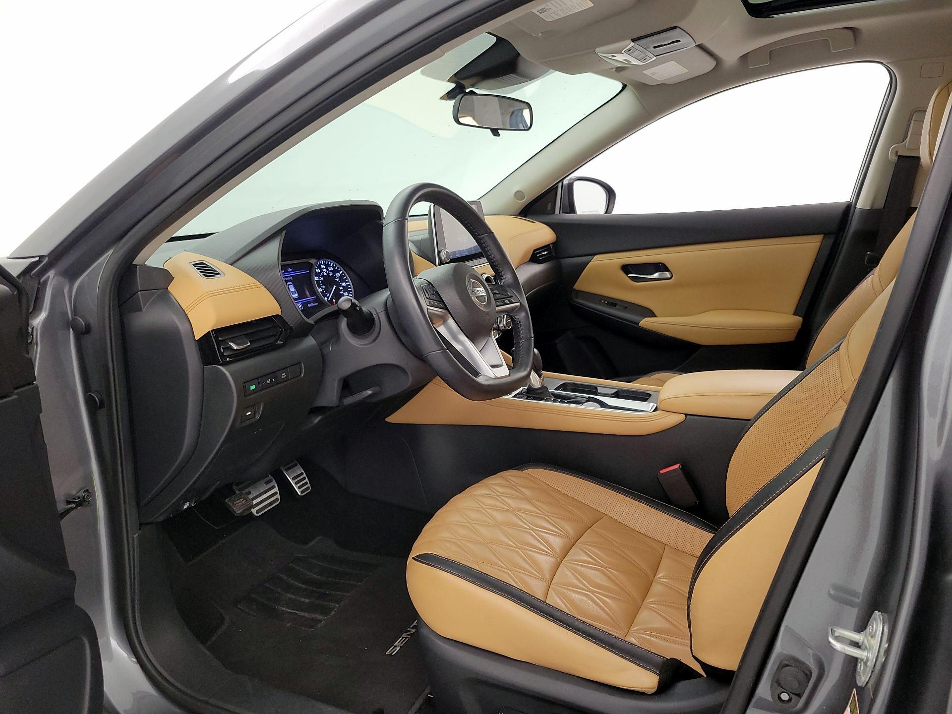 Thumbnail: 2021 Nissan Sentra - 11