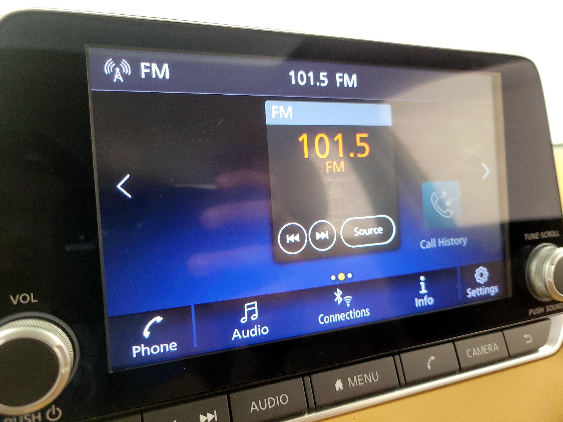 Thumbnail: 2021 Nissan Sentra - 15