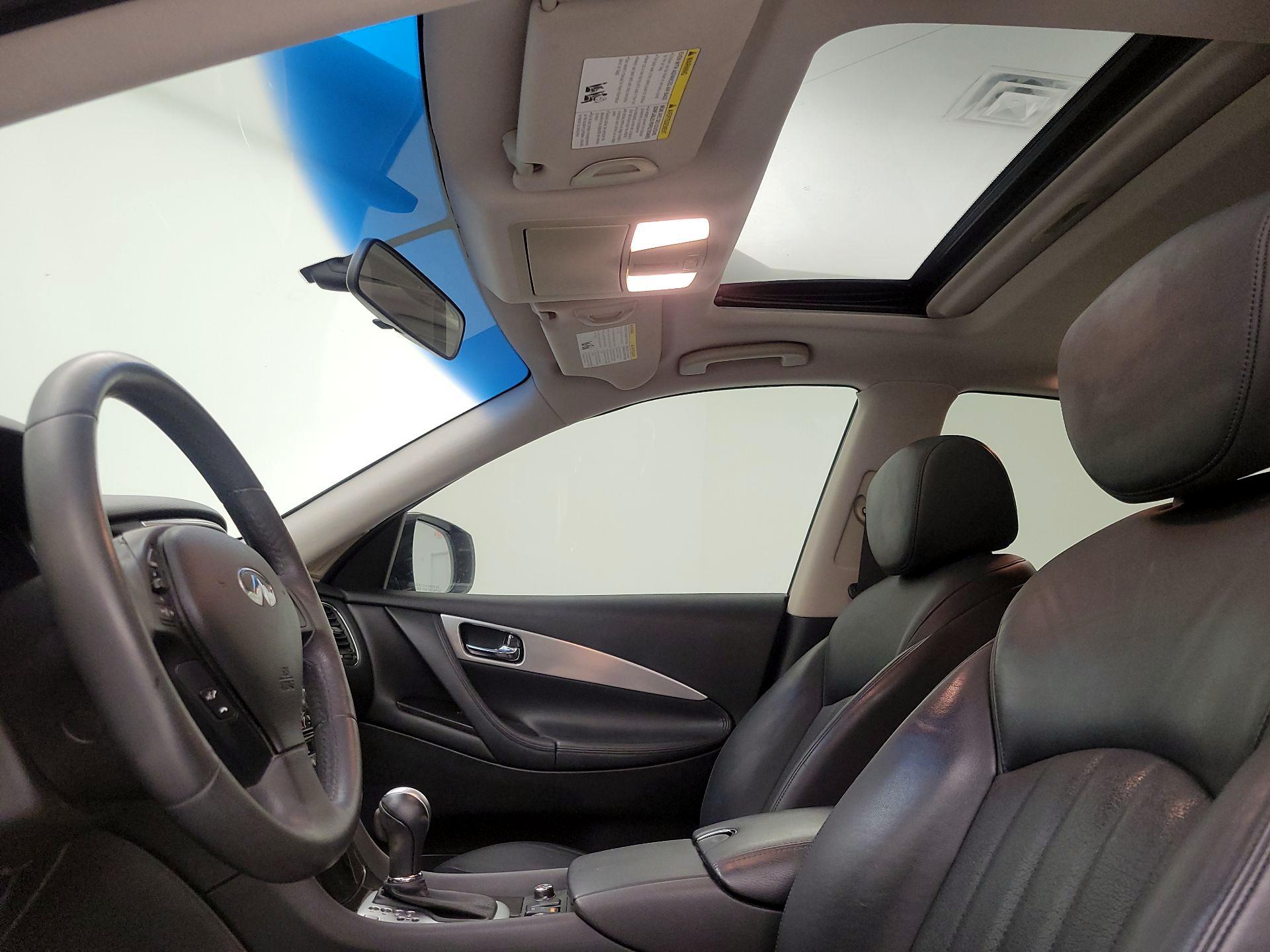 Thumbnail: 2017 INFINITI QX50 - 18