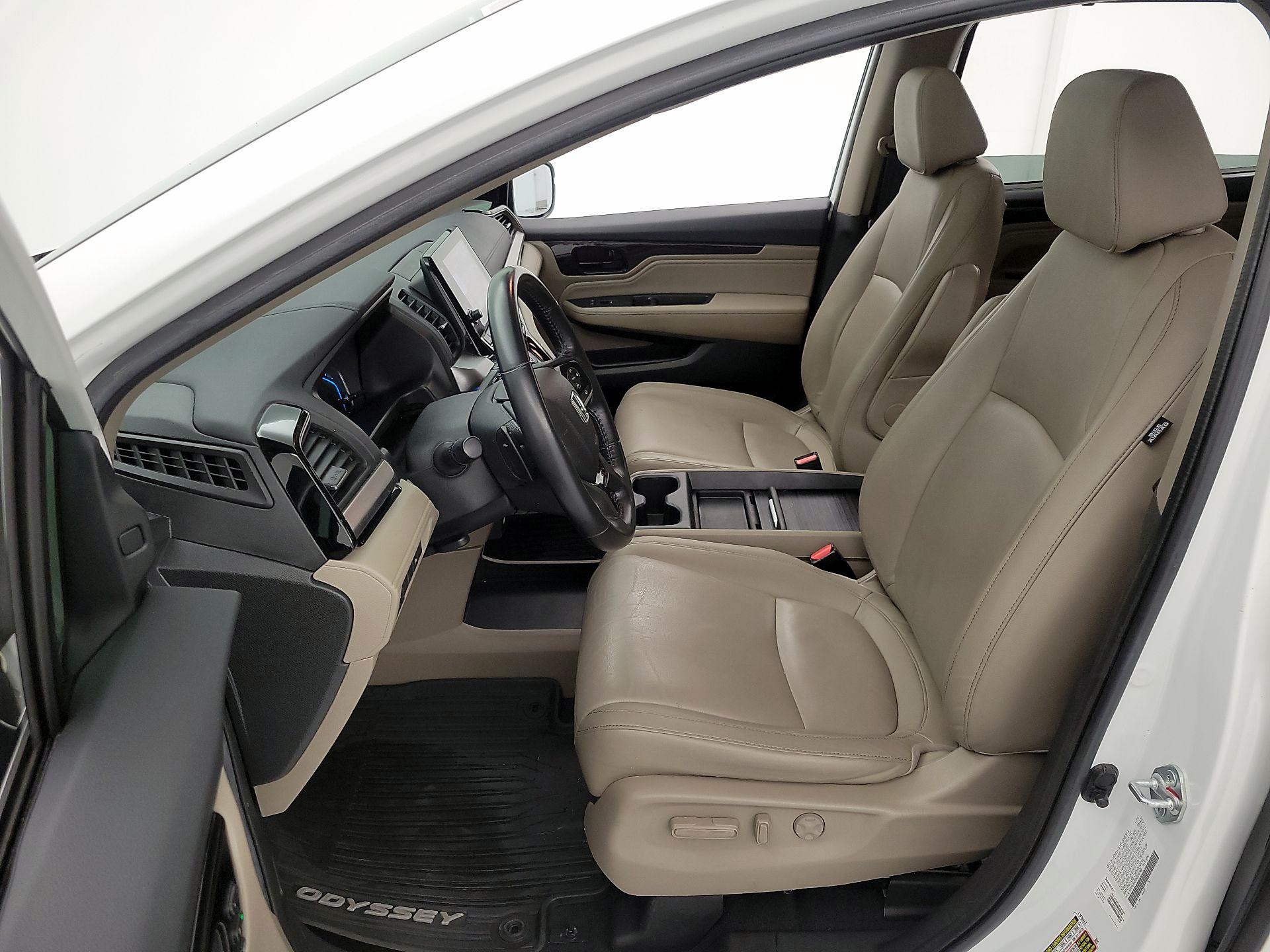 Thumbnail: 2022 Honda Odyssey - 11